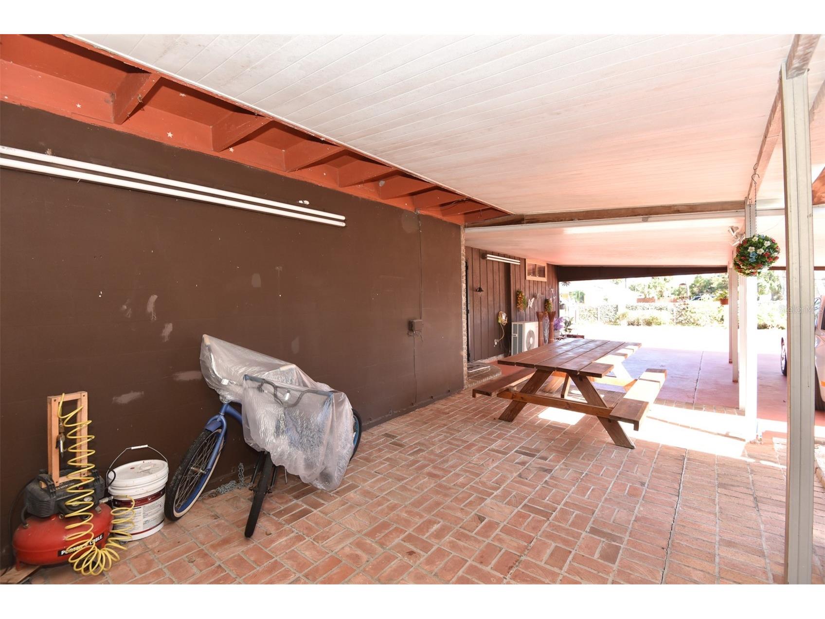 1534 Center Avenue Daytona Beach FL 32117 V4946948 image58