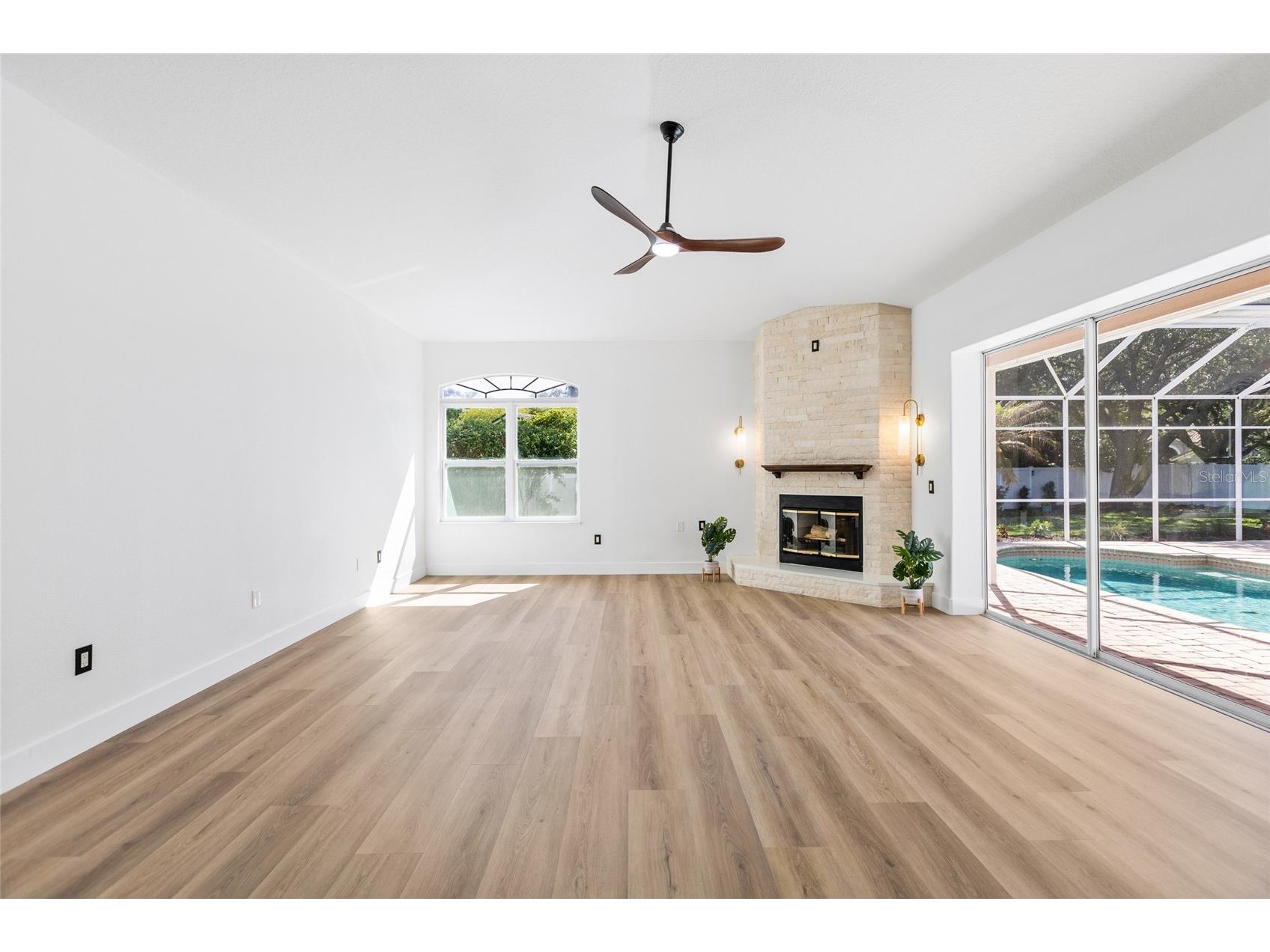 1534 E Lake Woodlands Parkway Oldsmar FL 34677 TB8509589 image10