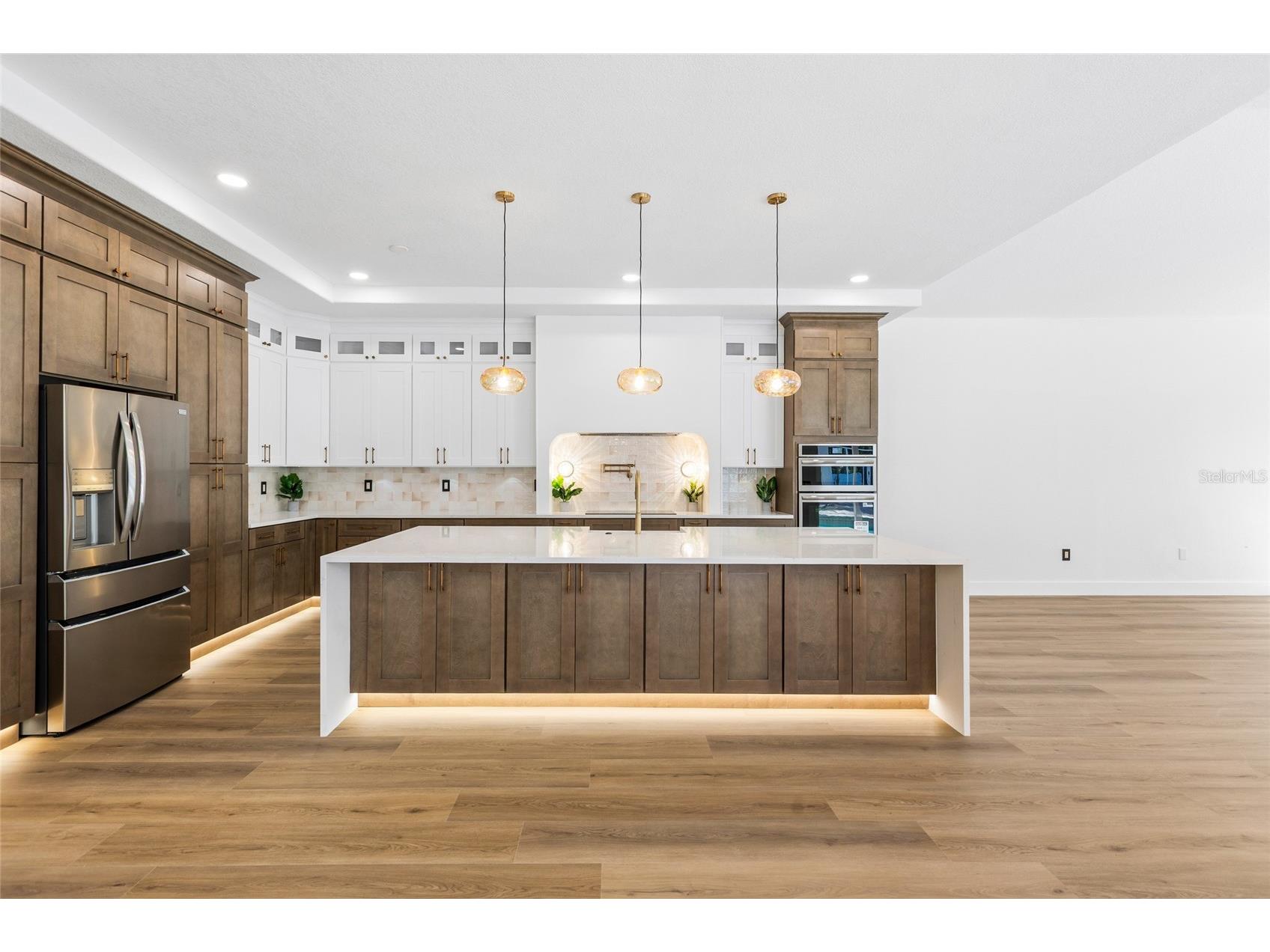 1534 E Lake Woodlands Parkway Oldsmar FL 34677 TB8509589 image15
