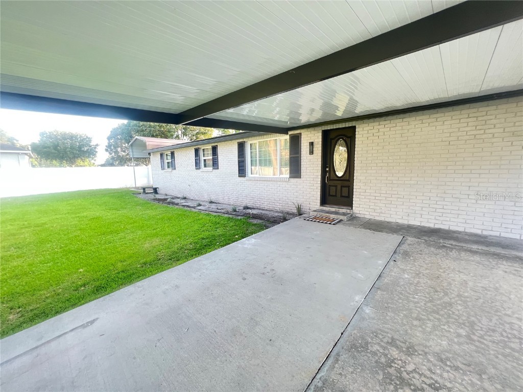 1534 Mclin Drive Plant City FL 33565 T3533492 image1