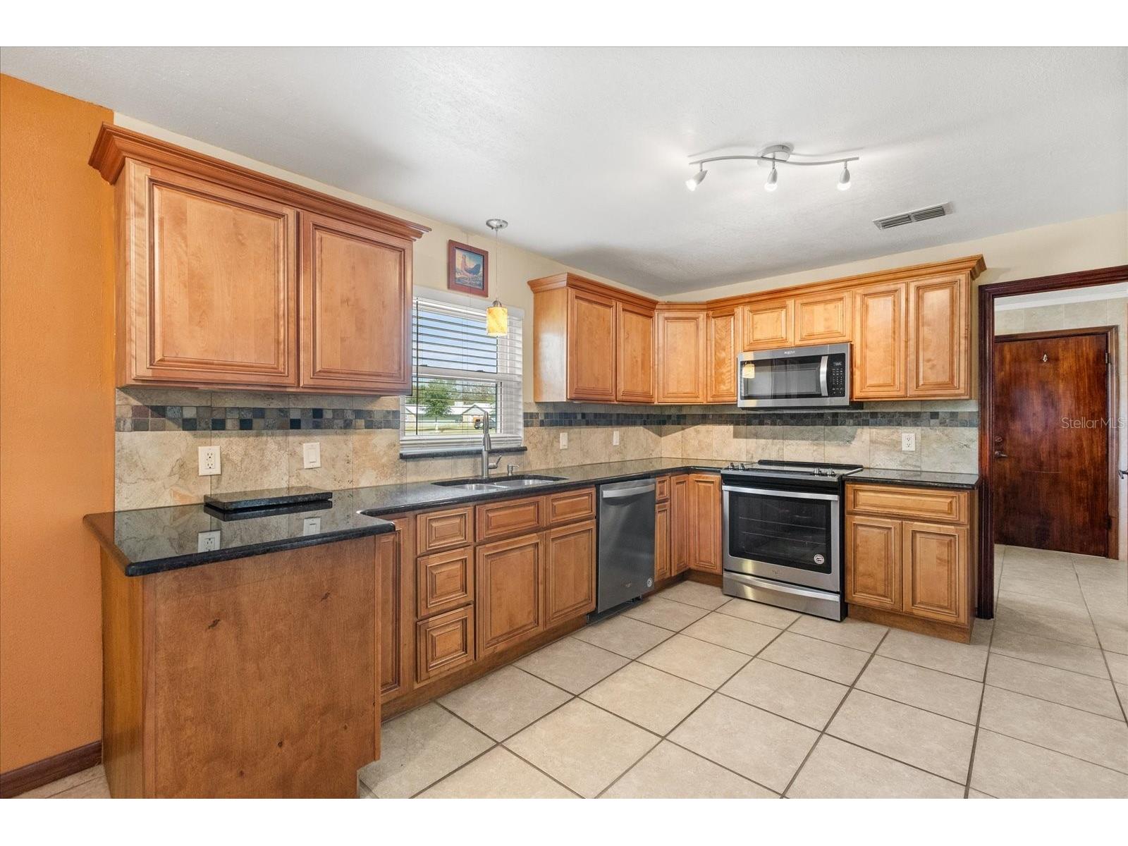 1534 Perez Orlando FL 32825 O6384532 image6