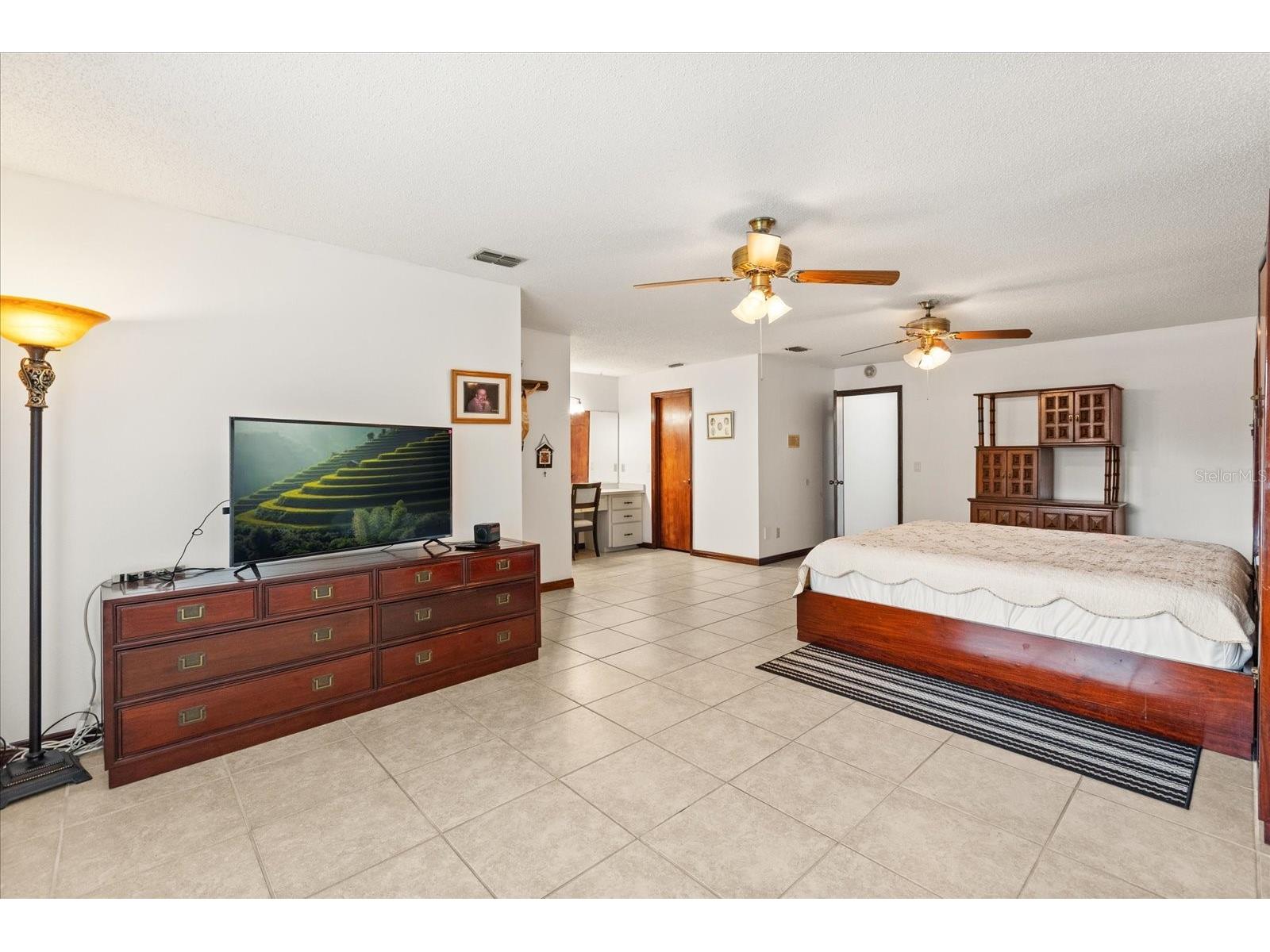 1534 Perez Orlando FL 32825 O6384532 image9