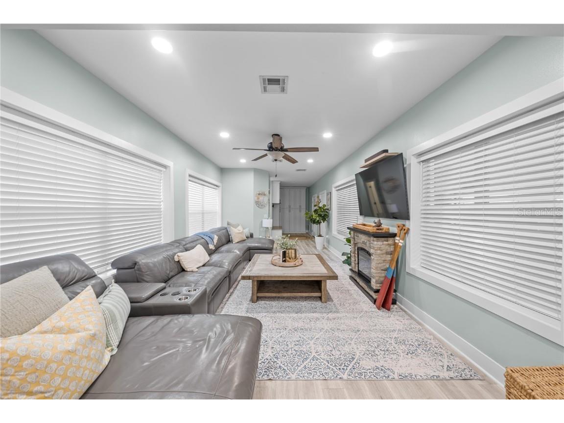 15340 SE 140th Avenue Road Weirsdale FL 32195 OM715427 image10