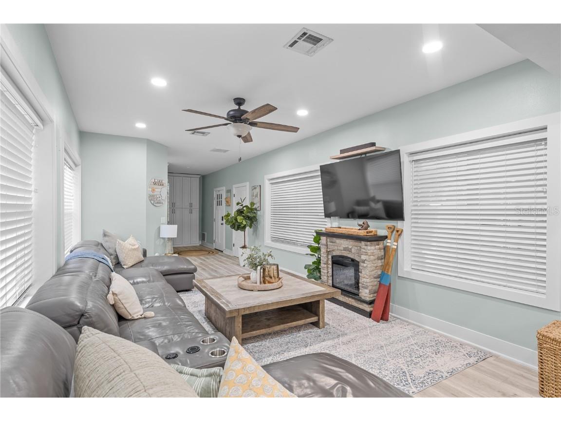 15340 SE 140th Avenue Road Weirsdale FL 32195 OM715427 image12