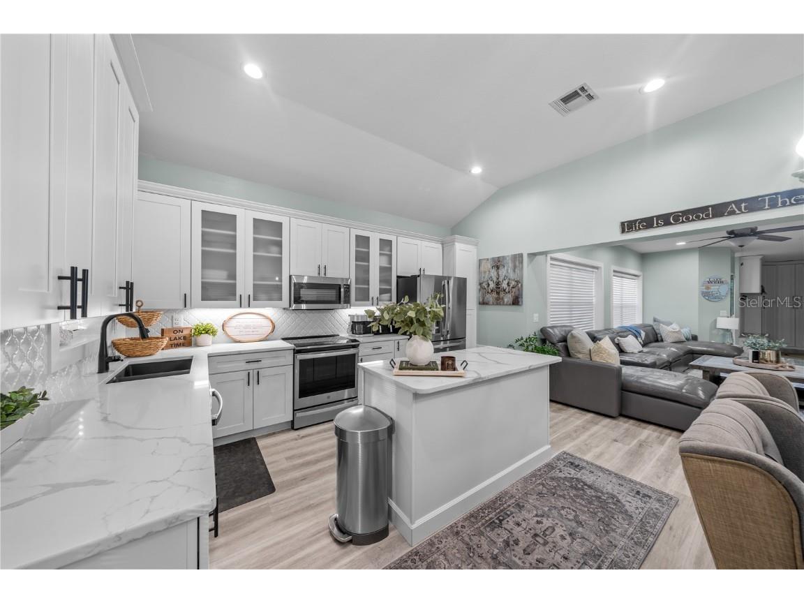 15340 SE 140th Avenue Road Weirsdale FL 32195 OM715427 image5