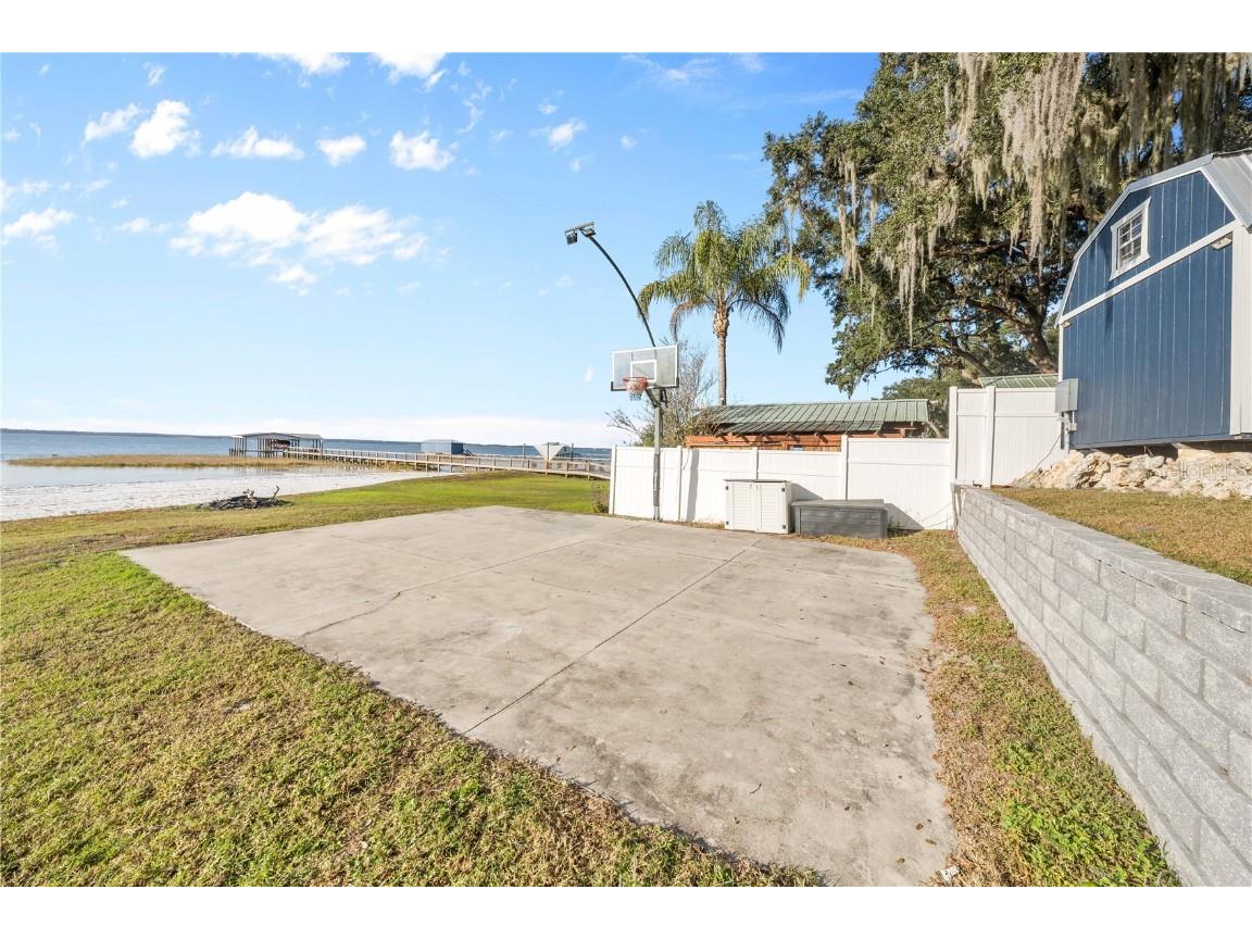 15340 SE 140th Avenue Road Weirsdale FL 32195 OM715427 image76