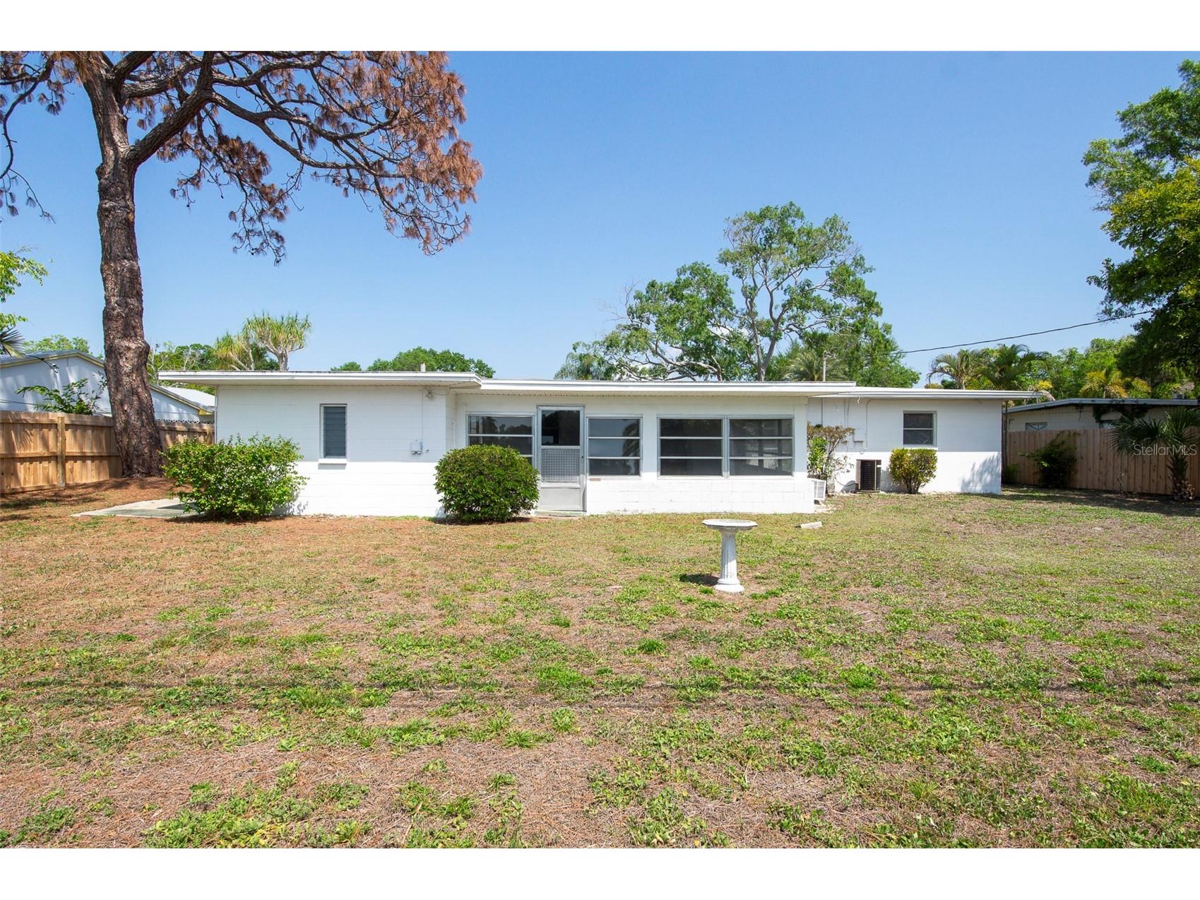 15348 Bedford Circle W Clearwater FL 33764 TB8492507 image32