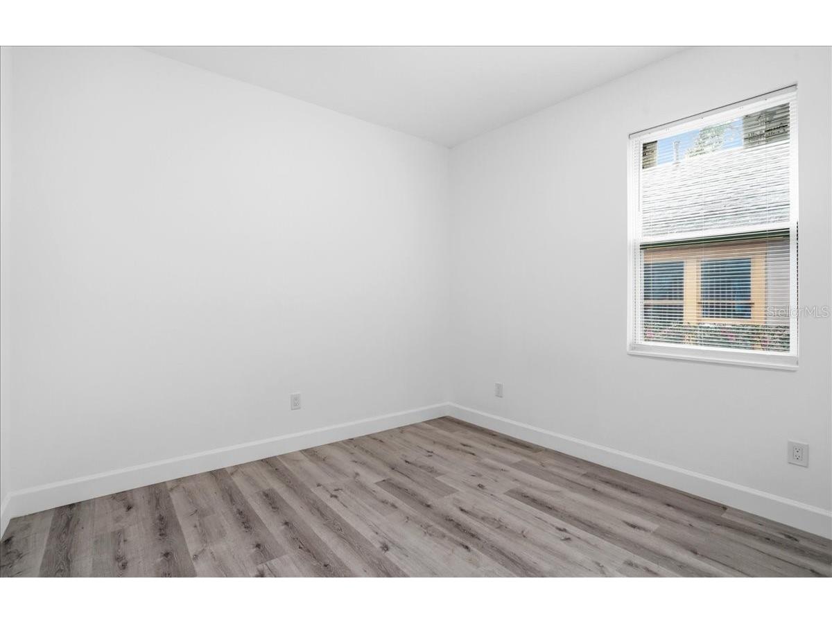 1535 13th Street S Saint Petersburg FL 33705 TB8482238 image21