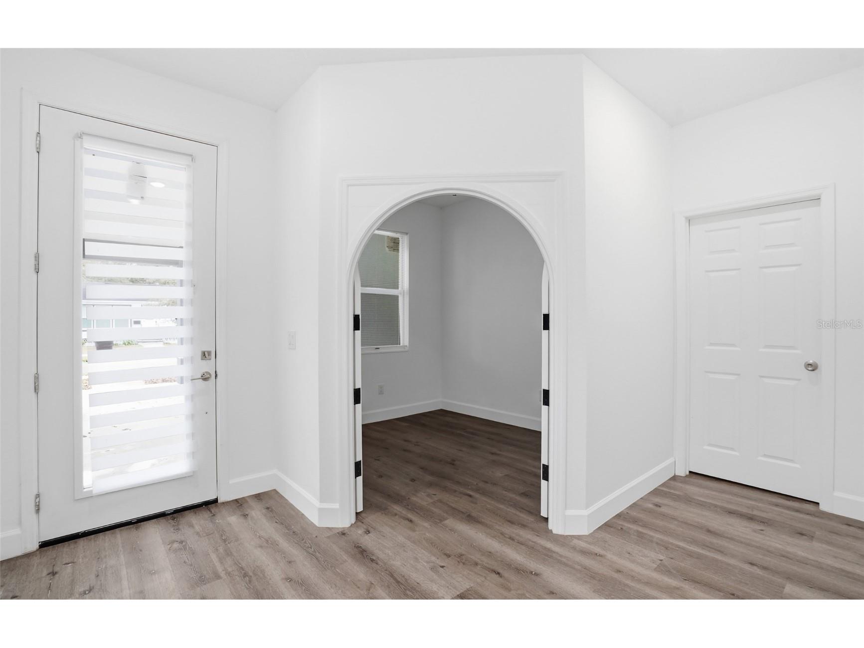 1535 13th Street S Saint Petersburg FL 33705 TB8496520 image30