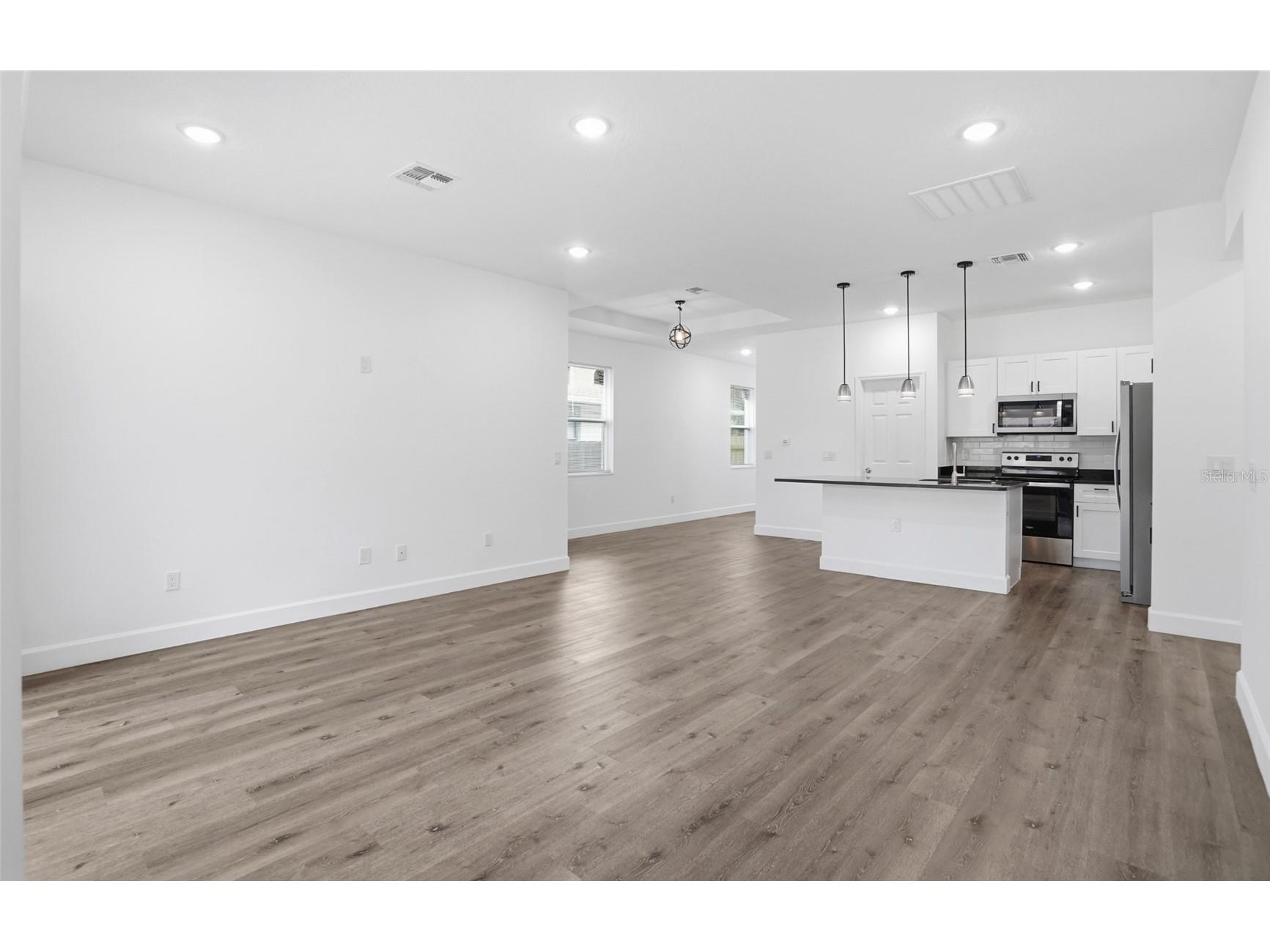 1535 13th Street S Saint Petersburg FL 33705 TB8496520 image6