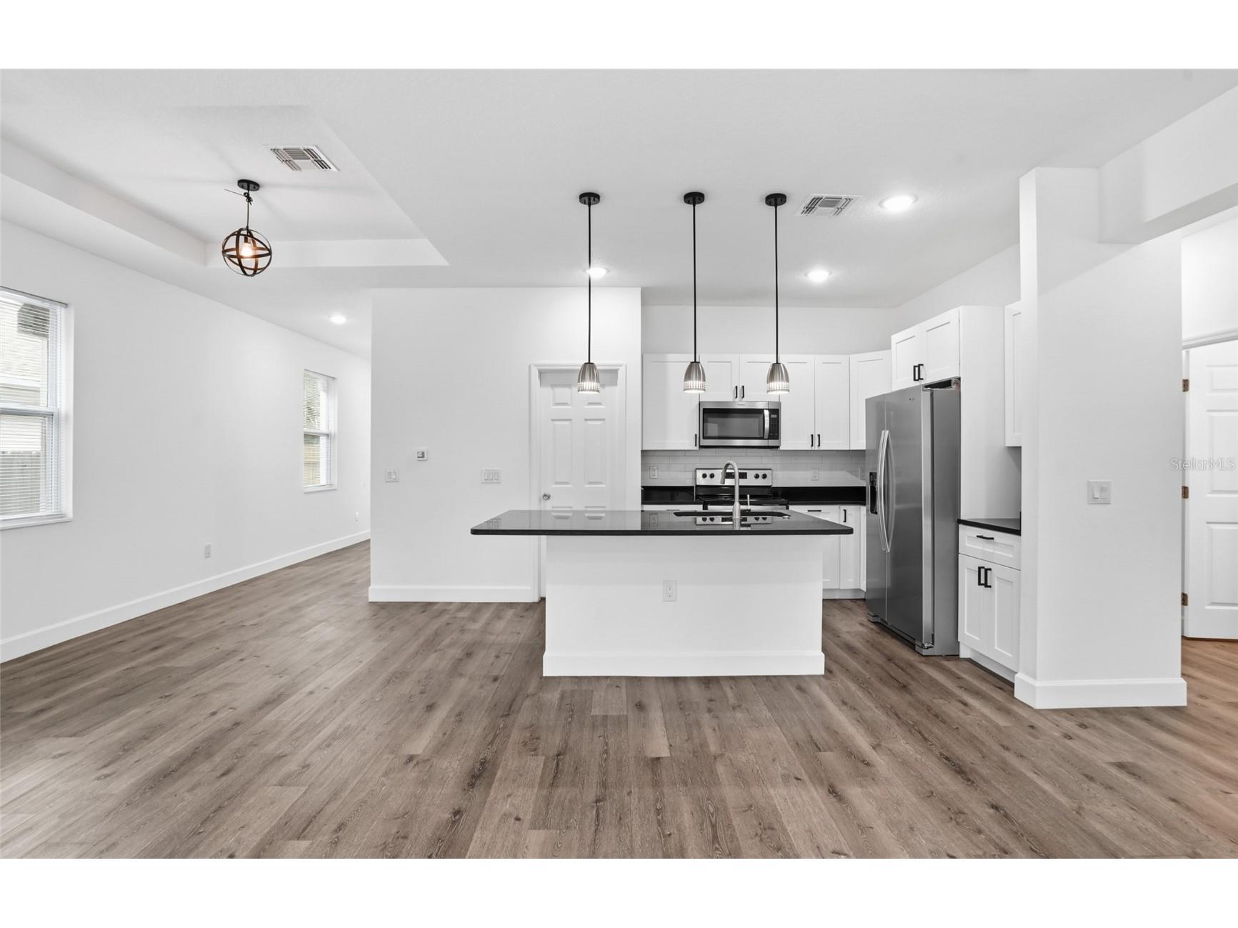1535 13th Street S Saint Petersburg FL 33705 TB8496520 image7