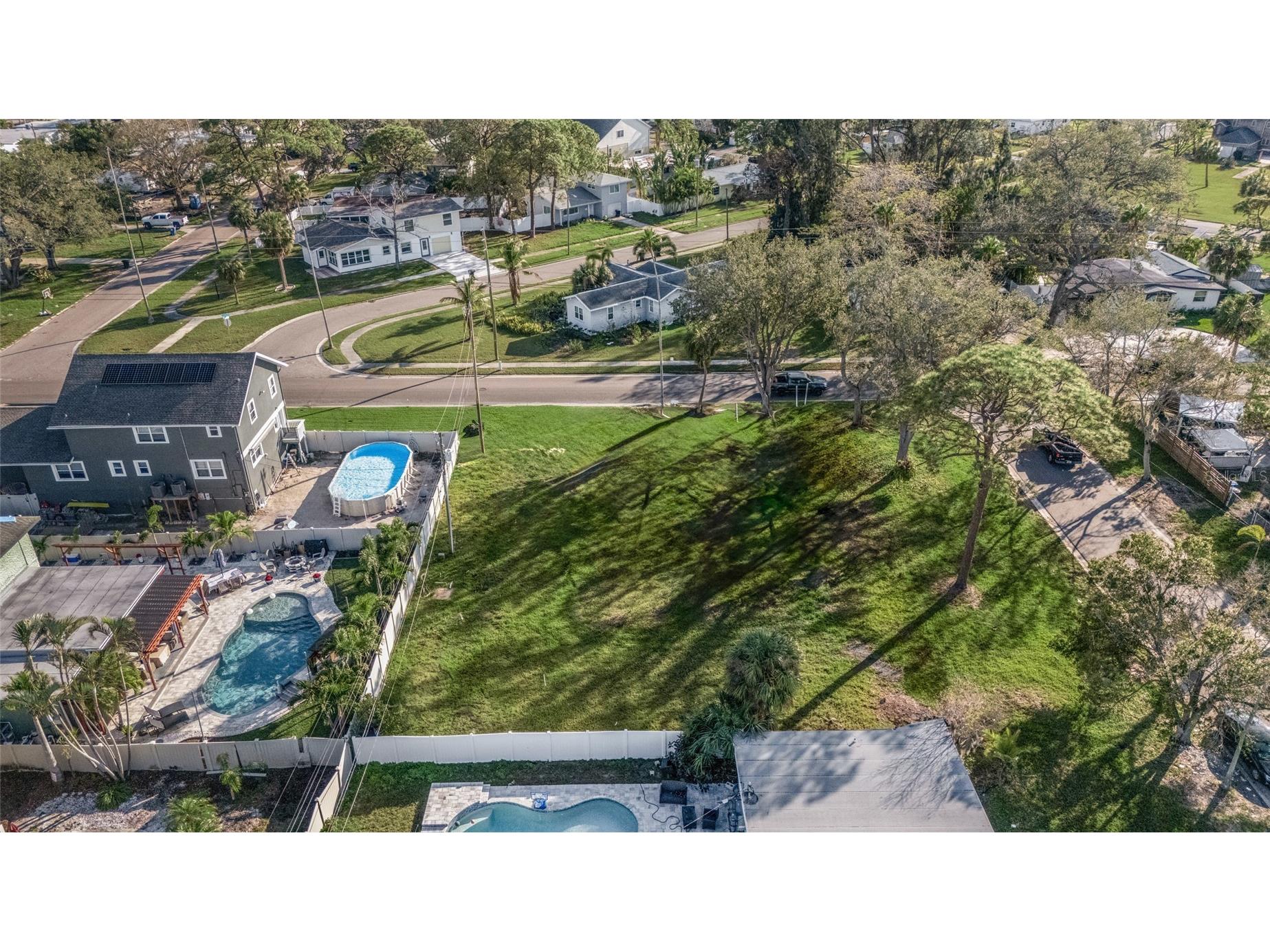 1535 Connecticut Avenue NE Saint Petersburg FL 33703 TB8325507 image2