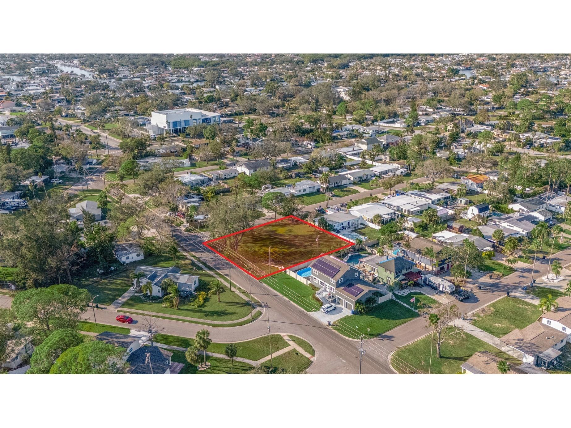 1535 Connecticut Avenue NE Saint Petersburg FL 33703 TB8325507 image7