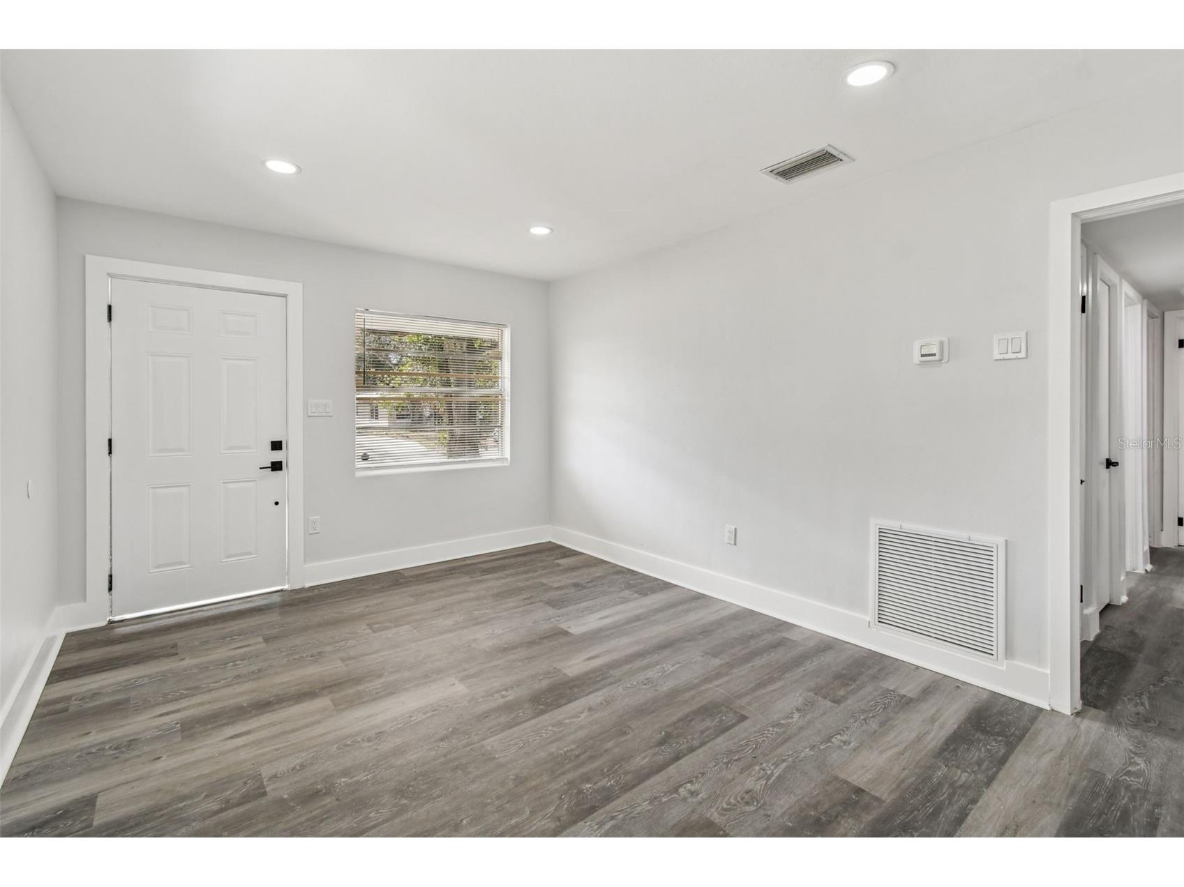 1535 Hialeah Street Orlando FL 32808 TB8473120 image10