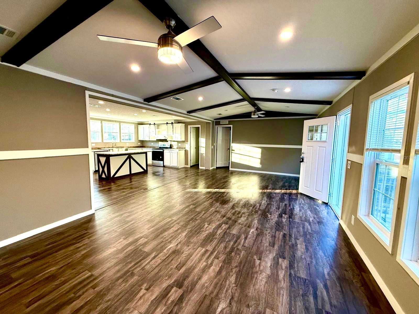 15356 Apache Drive Thonotosassa FL 33592 TB8469890 image6