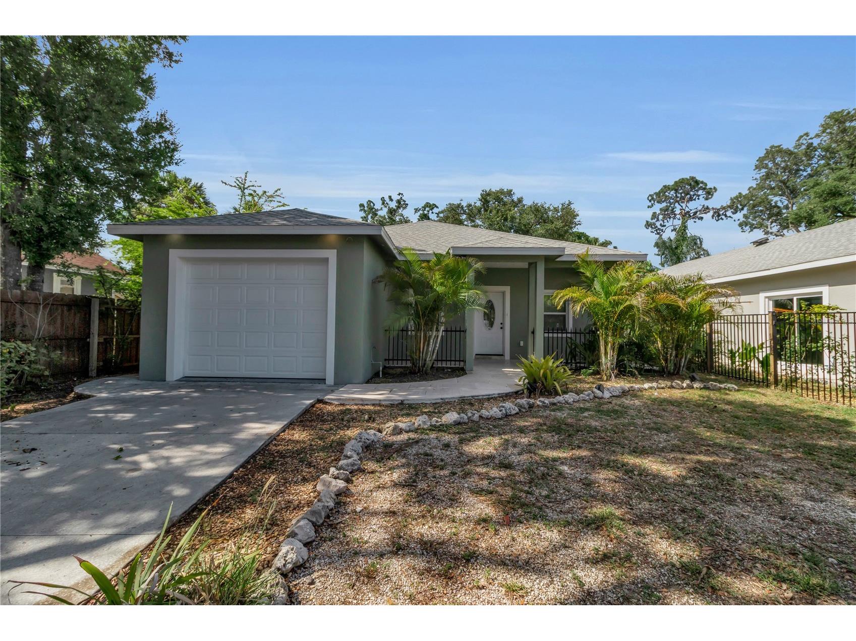 1536 25th Street Sarasota FL 34234 A4694175 image1