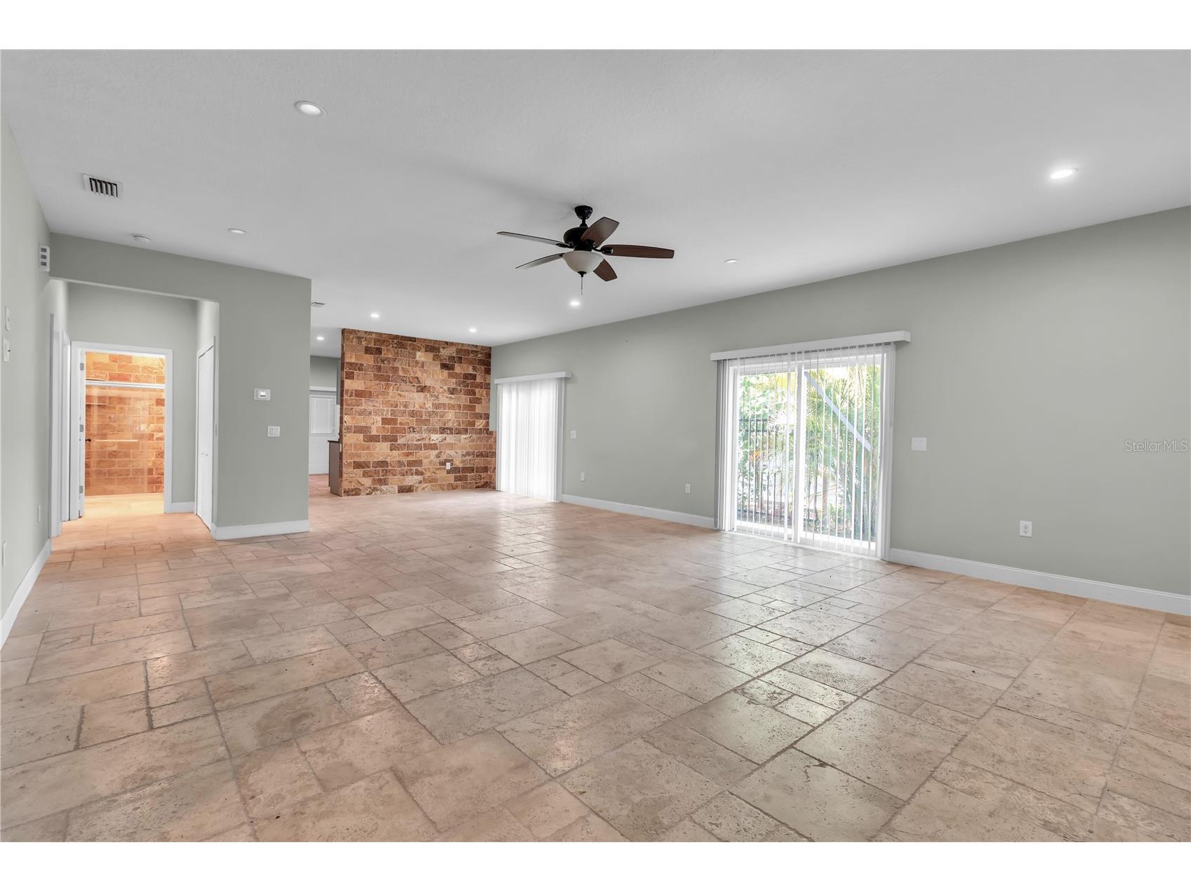 1536 25th Street Sarasota FL 34234 A4694175 image3