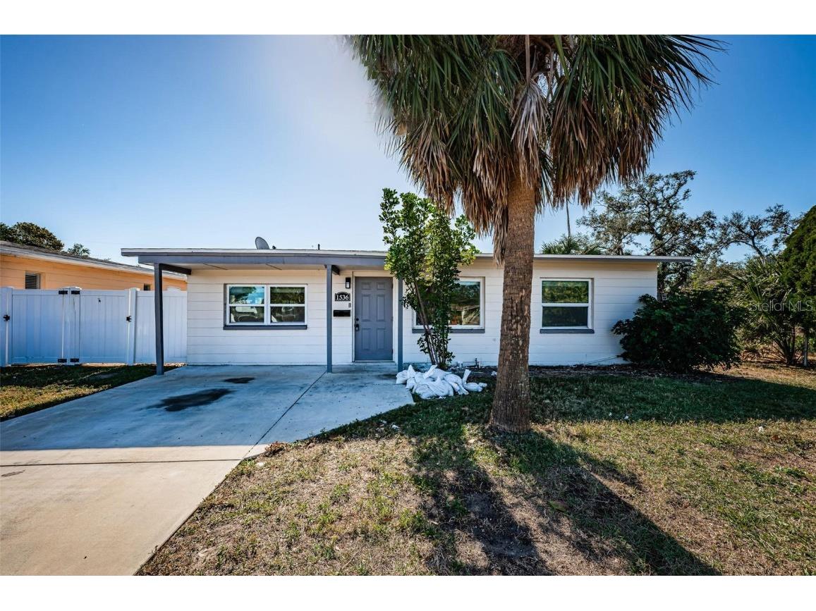 1536 77th Avenue N Saint Petersburg FL 33702 TB8330985 image1