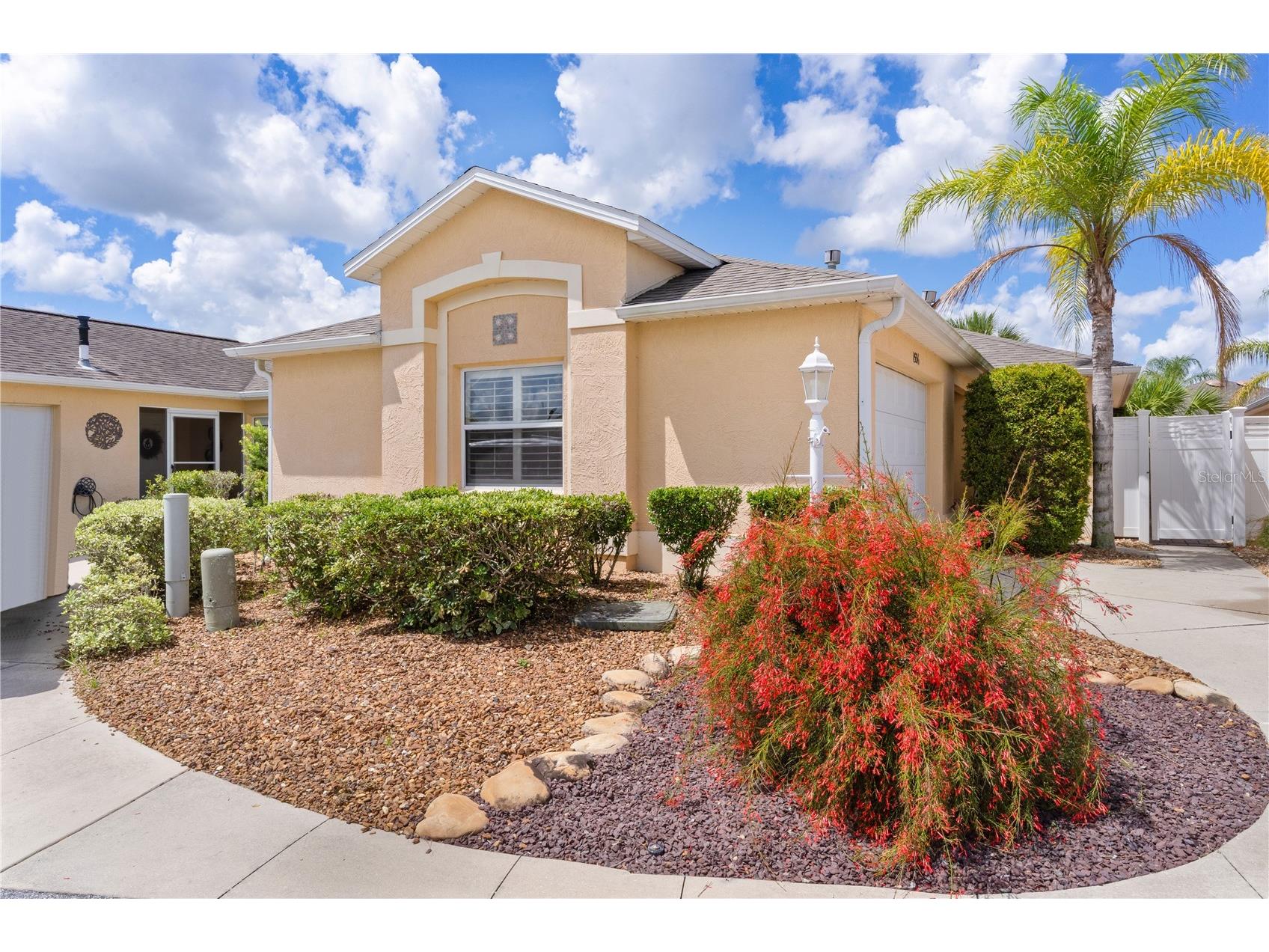 1536 Barnwell Place The Villages FL 32162 G5114219 image1