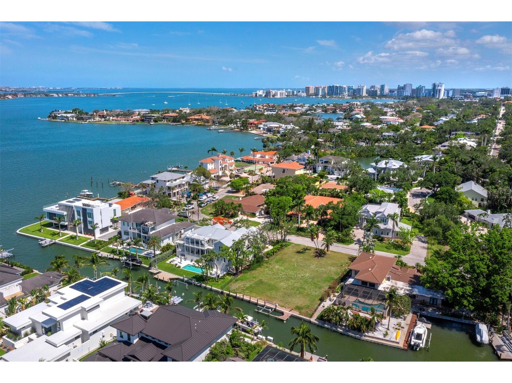 1536 Sandpiper Lane Sarasota FL 34239 A4654357 image1