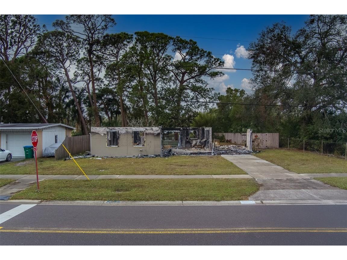 15364 Newport Road Clearwater FL 33764 TB8334162 image1