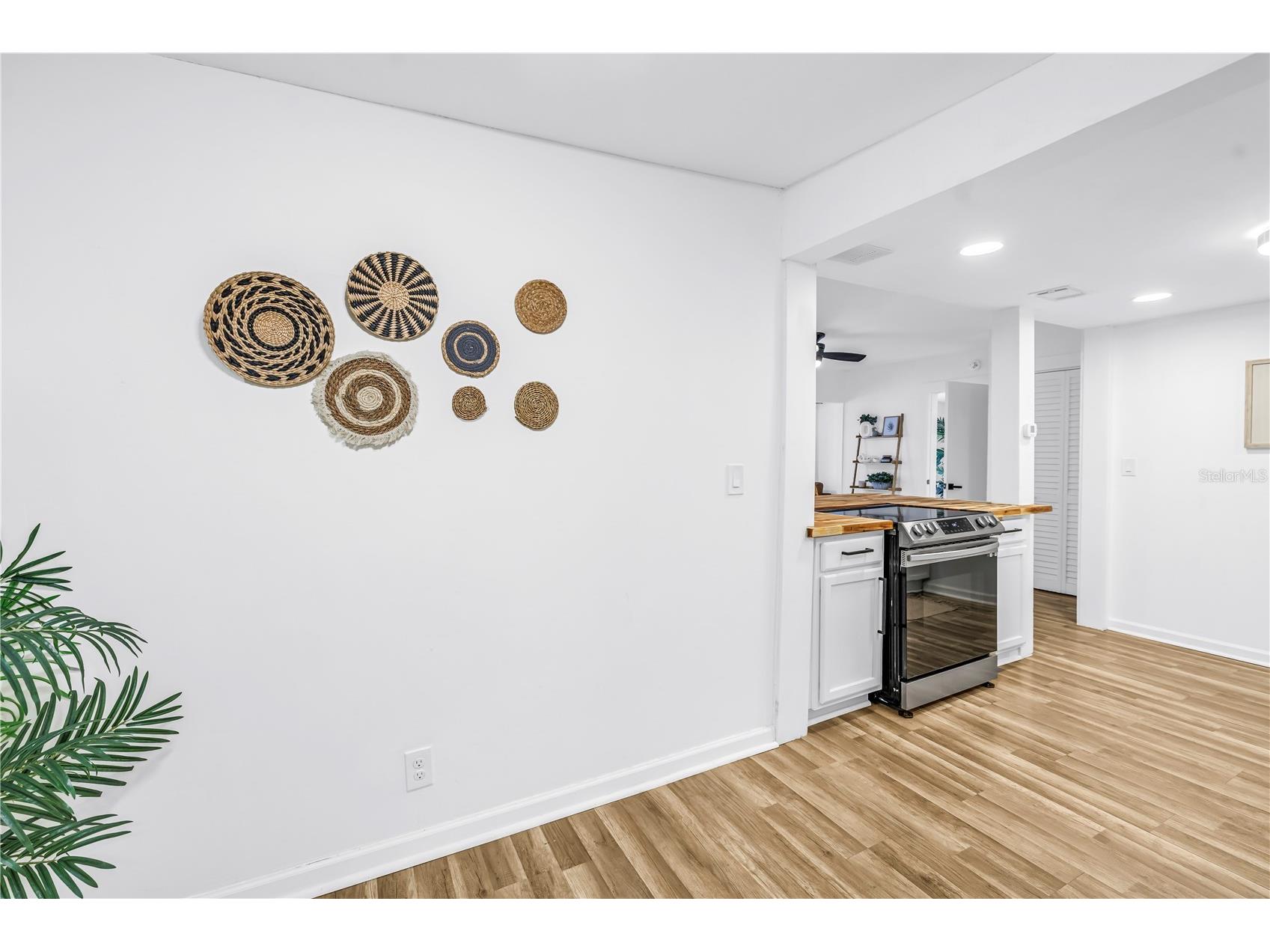 1537 39th Street S Saint Petersburg FL 33711 TB8522917 image12