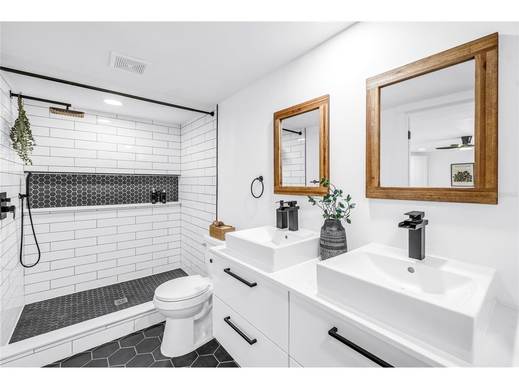 1537 39th Street S Saint Petersburg FL 33711 TB8522917 image19