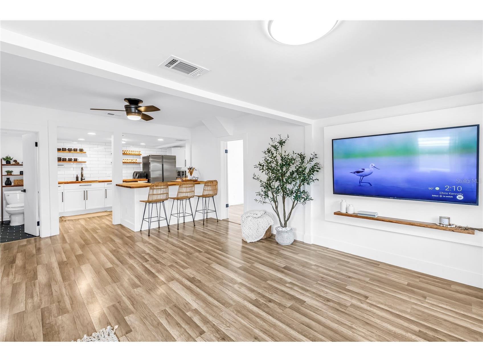 1537 39th Street S Saint Petersburg FL 33711 TB8522917 image2