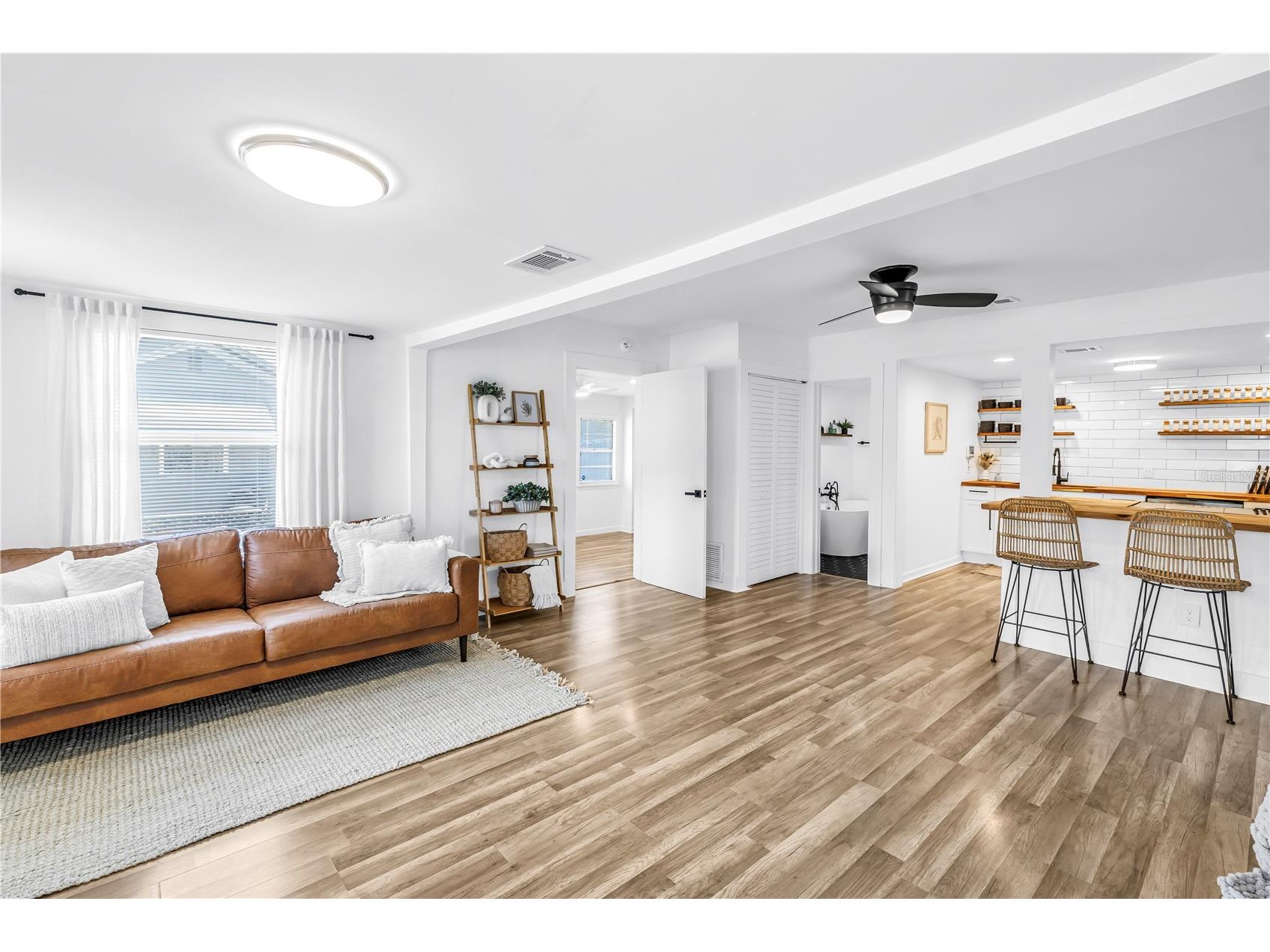 1537 39th Street S Saint Petersburg FL 33711 TB8522917 image4