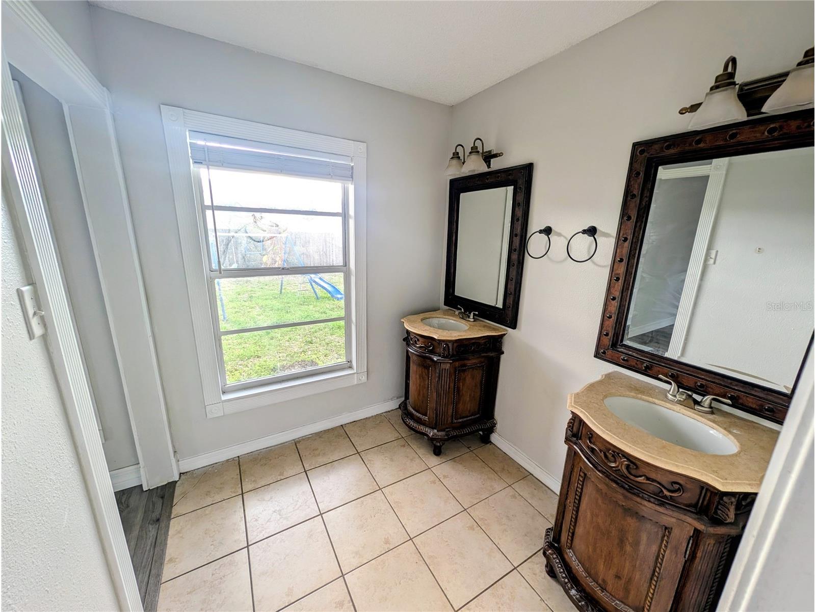 1537 Gunsmith Drive Lutz FL 33559 TB8480342 image13