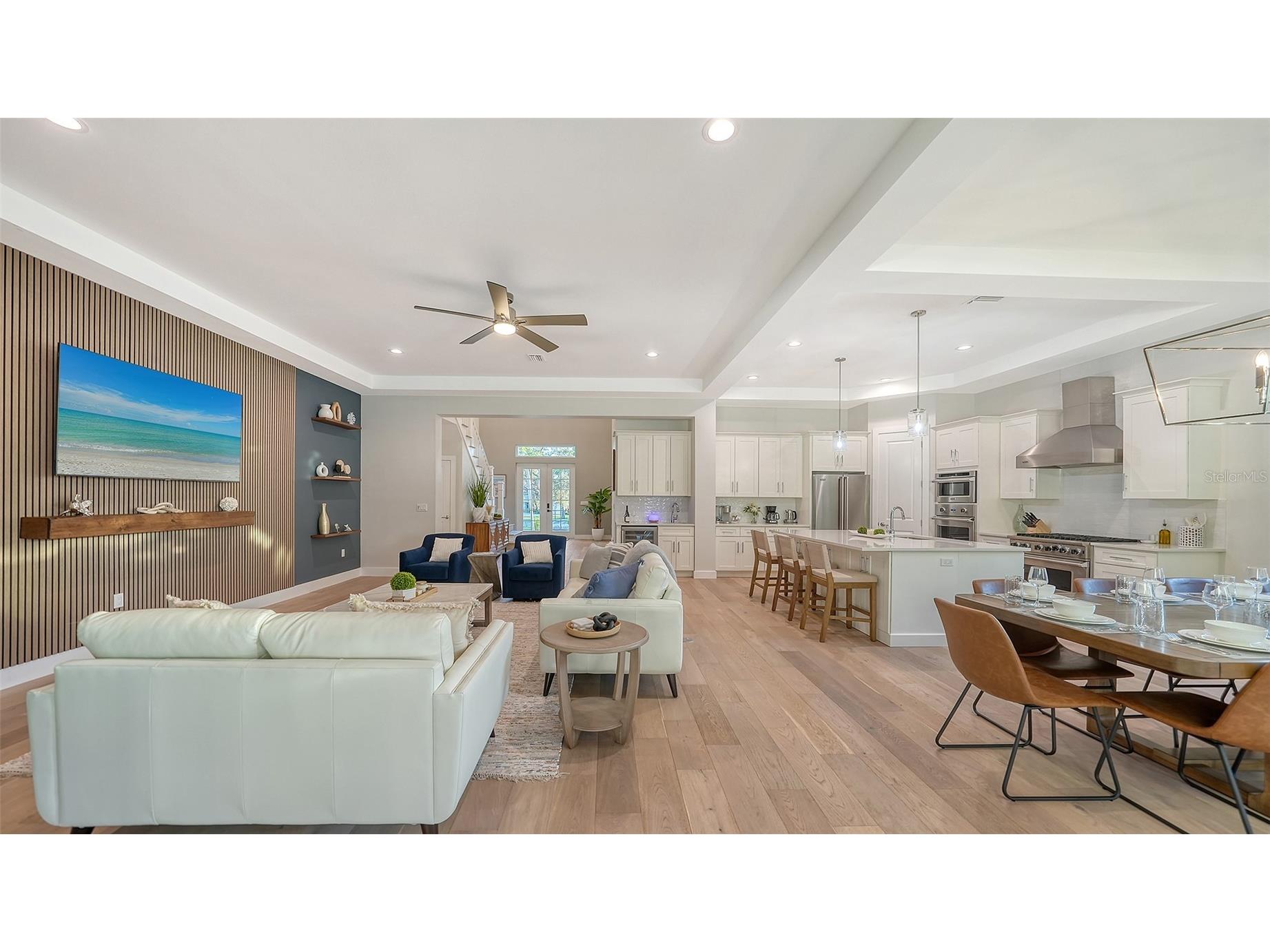 1537 Siesta Drive Sarasota FL 34239 A4692741 image23