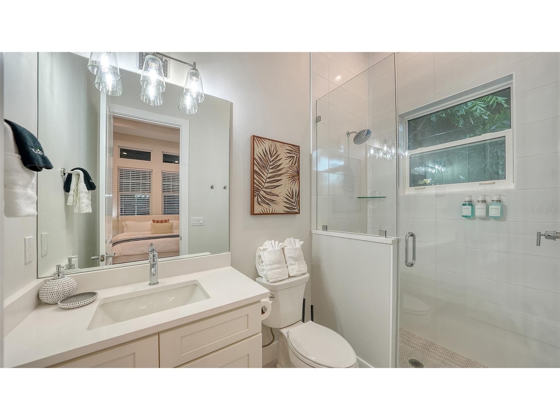 1537 Siesta Drive Sarasota FL 34239 A4692741 image44