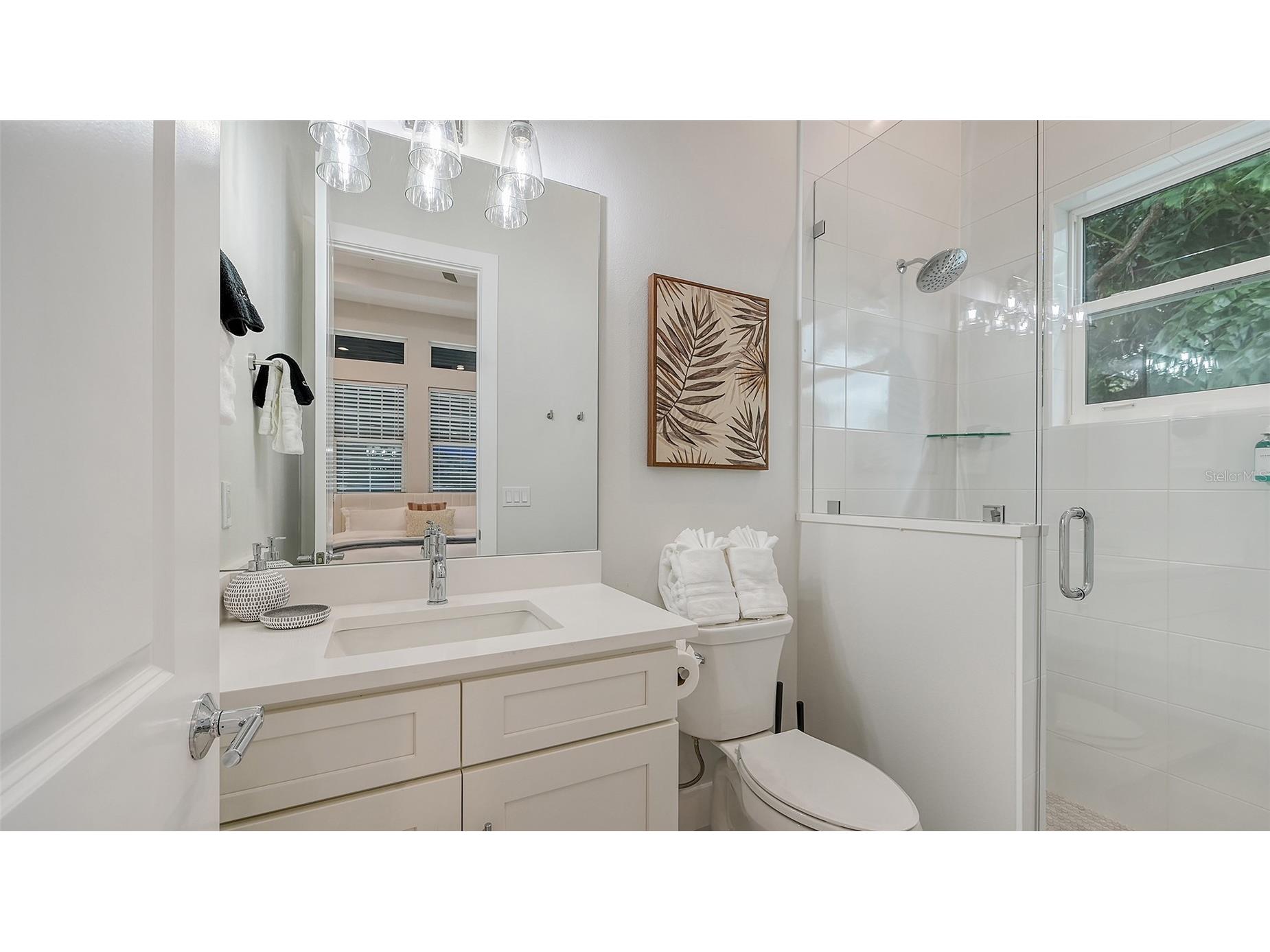 1537 Siesta Drive Sarasota FL 34239 A4692741 image46