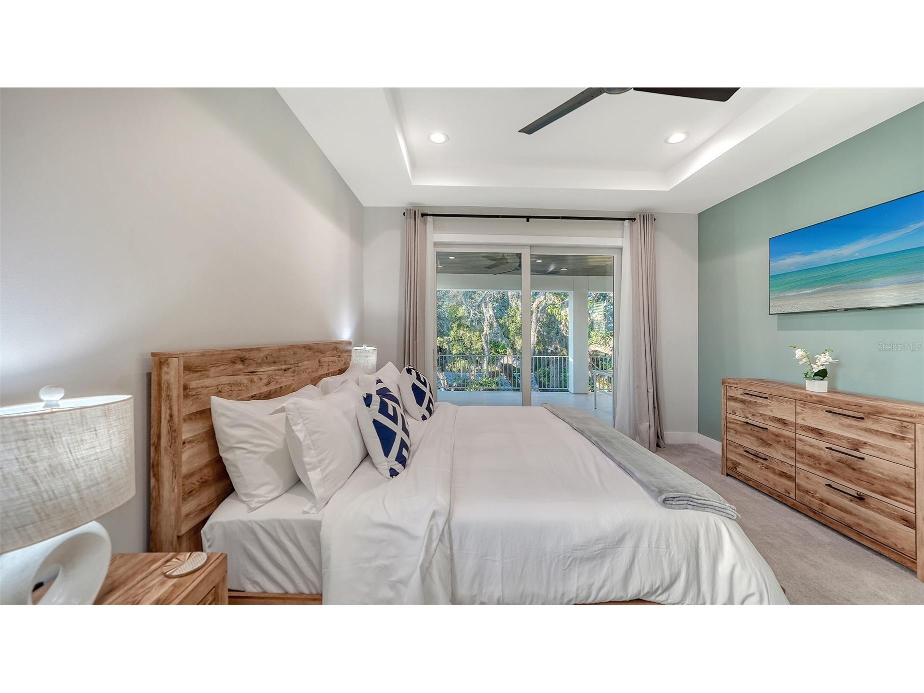 1537 Siesta Drive Sarasota FL 34239 A4692741 image52