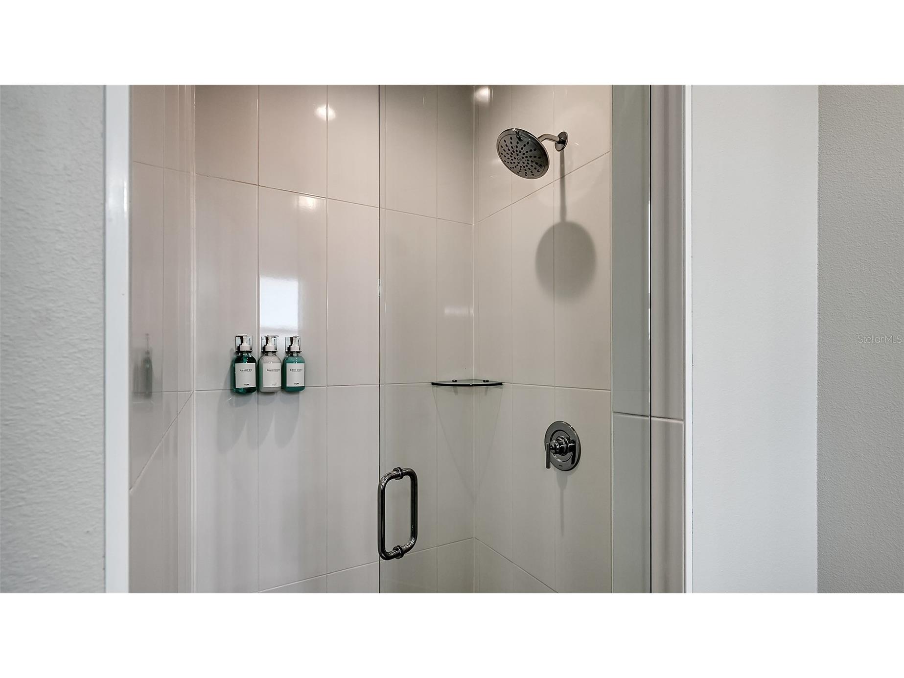 1537 Siesta Drive Sarasota FL 34239 A4692741 image56
