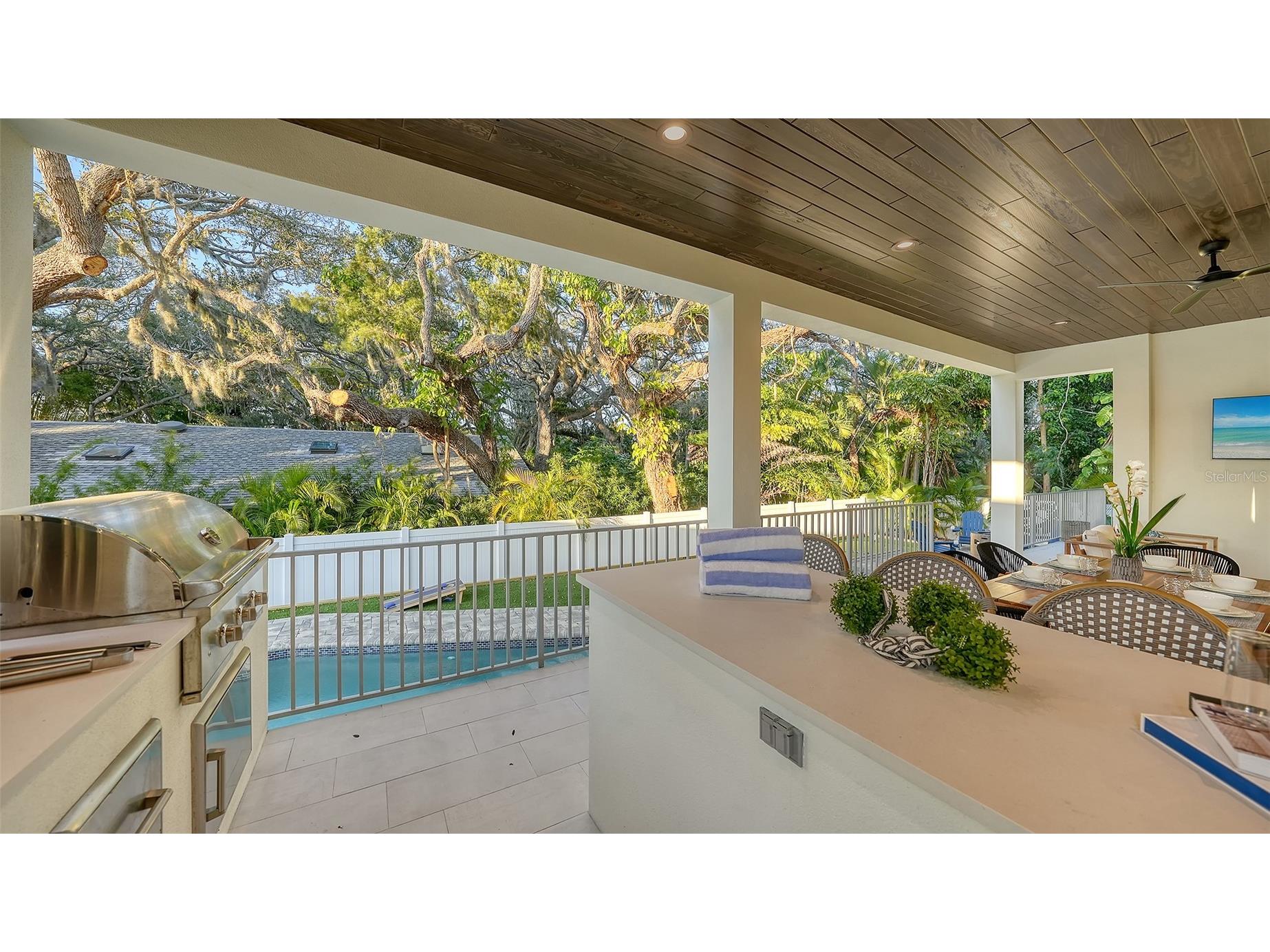 1537 Siesta Drive Sarasota FL 34239 A4692741 image66
