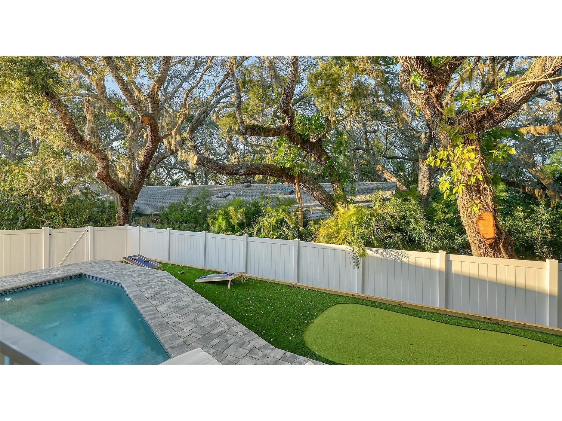 1537 Siesta Drive Sarasota FL 34239 A4692741 image84