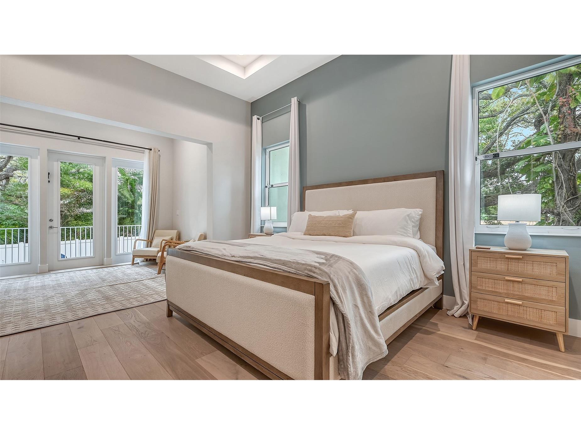 1537 Siesta Drive Sarasota FL 34239 A4692775 image39