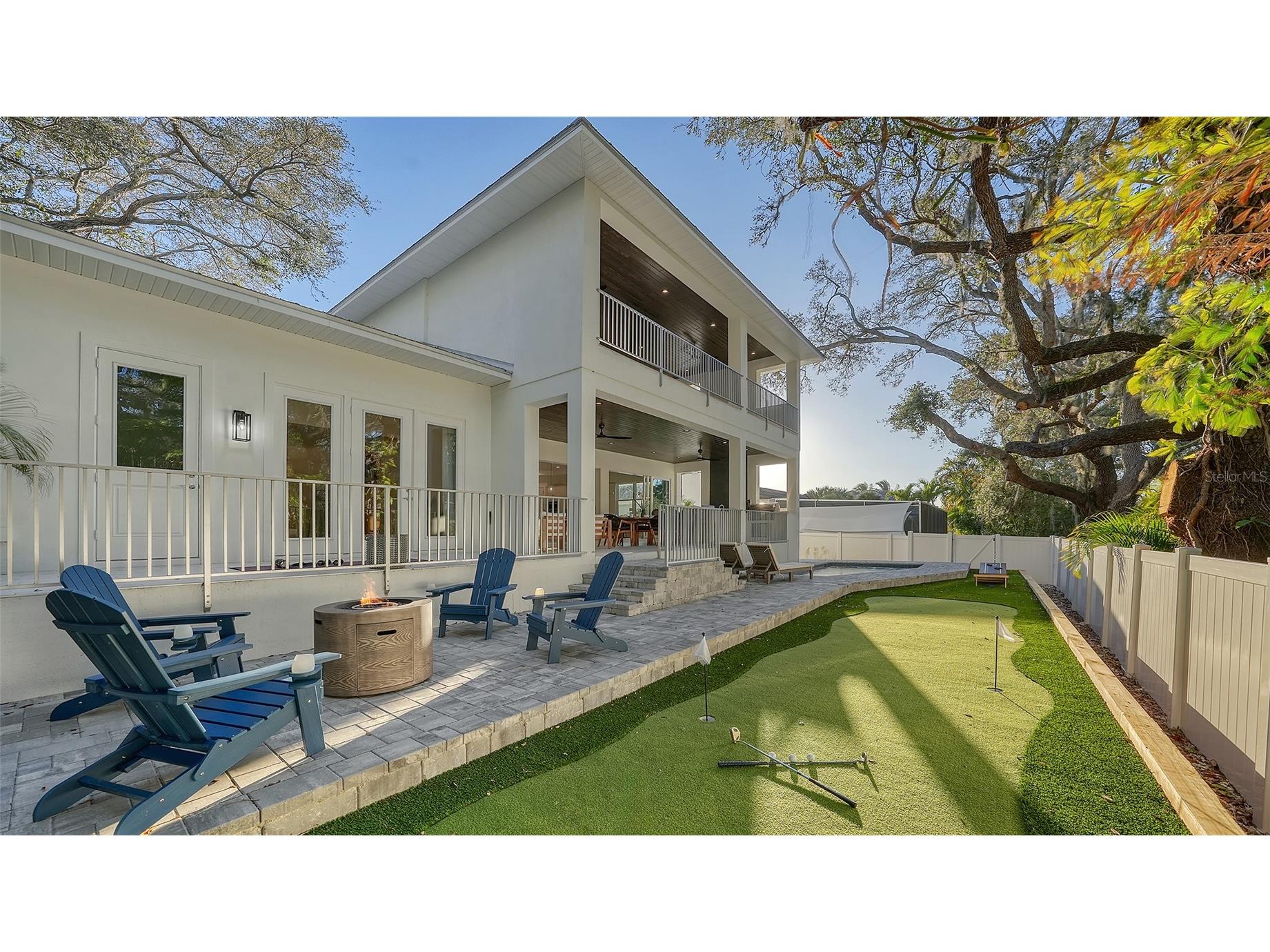 1537 Siesta Drive Sarasota FL 34239 A4692775 image71