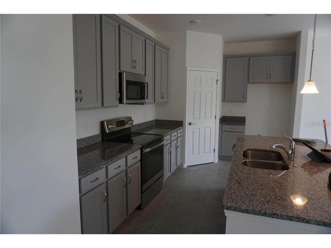 1538 Blue Lagoon Circle Mascotte FL 34753 O6364685 image3