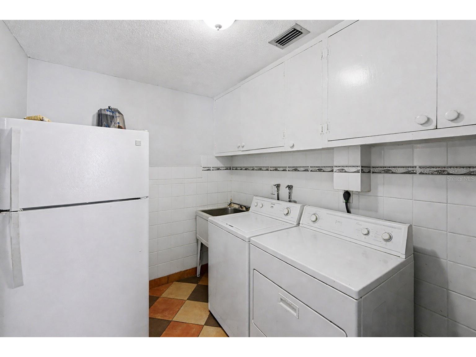 1538 S Lake Avenue Clearwater FL 33756 TB8491220 image16