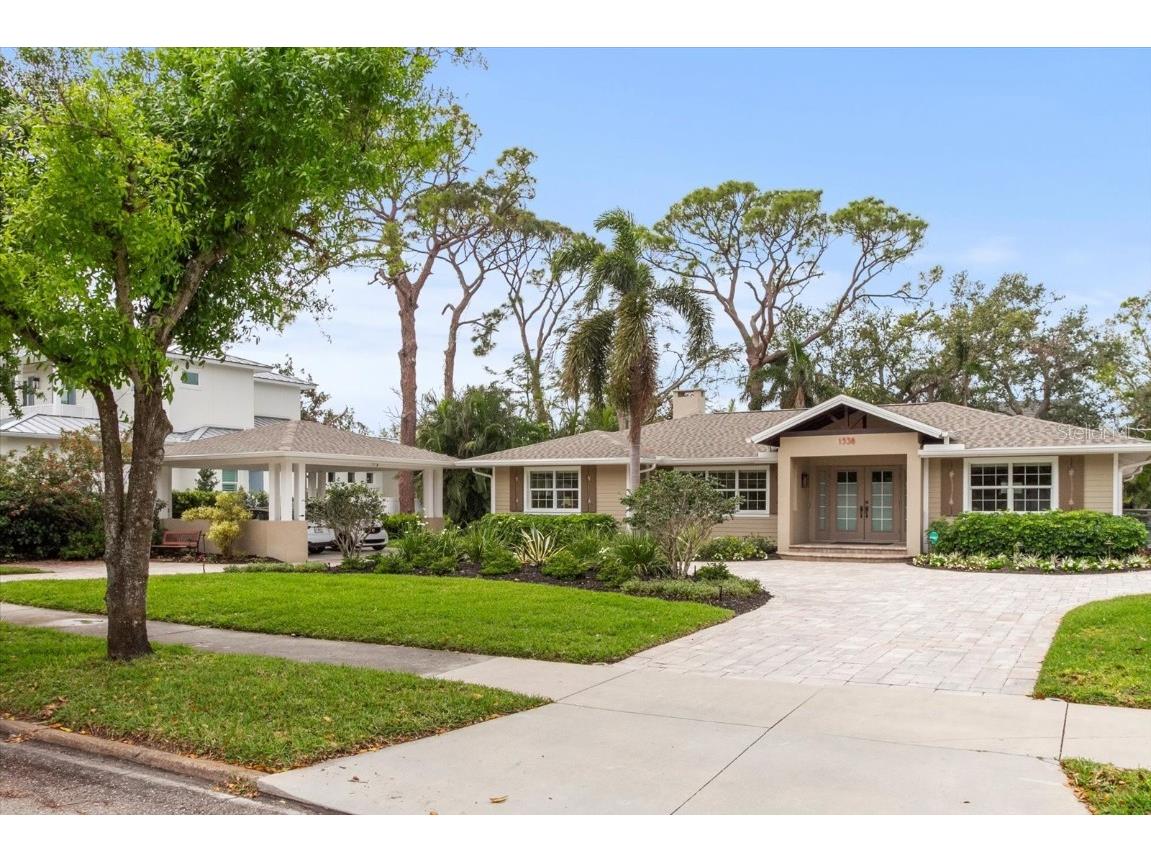 1538 S Orange Avenue Sarasota FL 34239 A4672485 image1