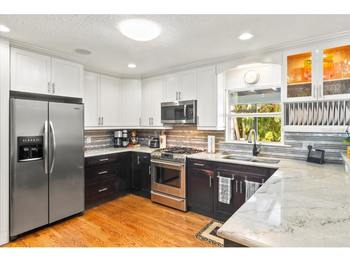 1538 S Orange Avenue Sarasota FL 34239 A4672485 image12