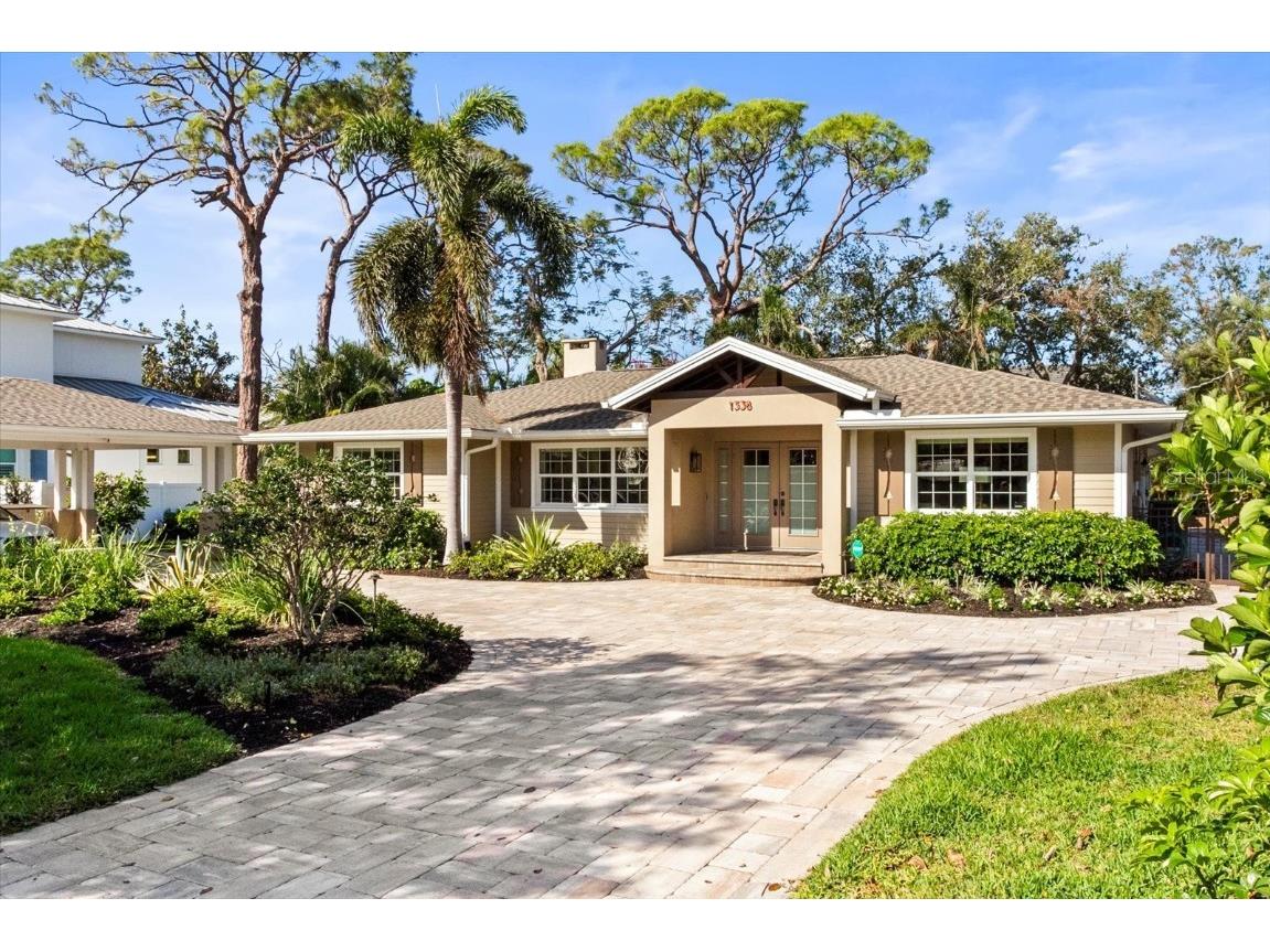 1538 S Orange Avenue Sarasota FL 34239 A4672485 image49