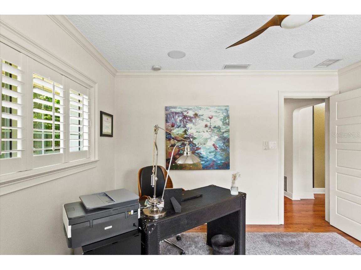 1538 S Orange Avenue Sarasota FL 34239 A4672485 image9