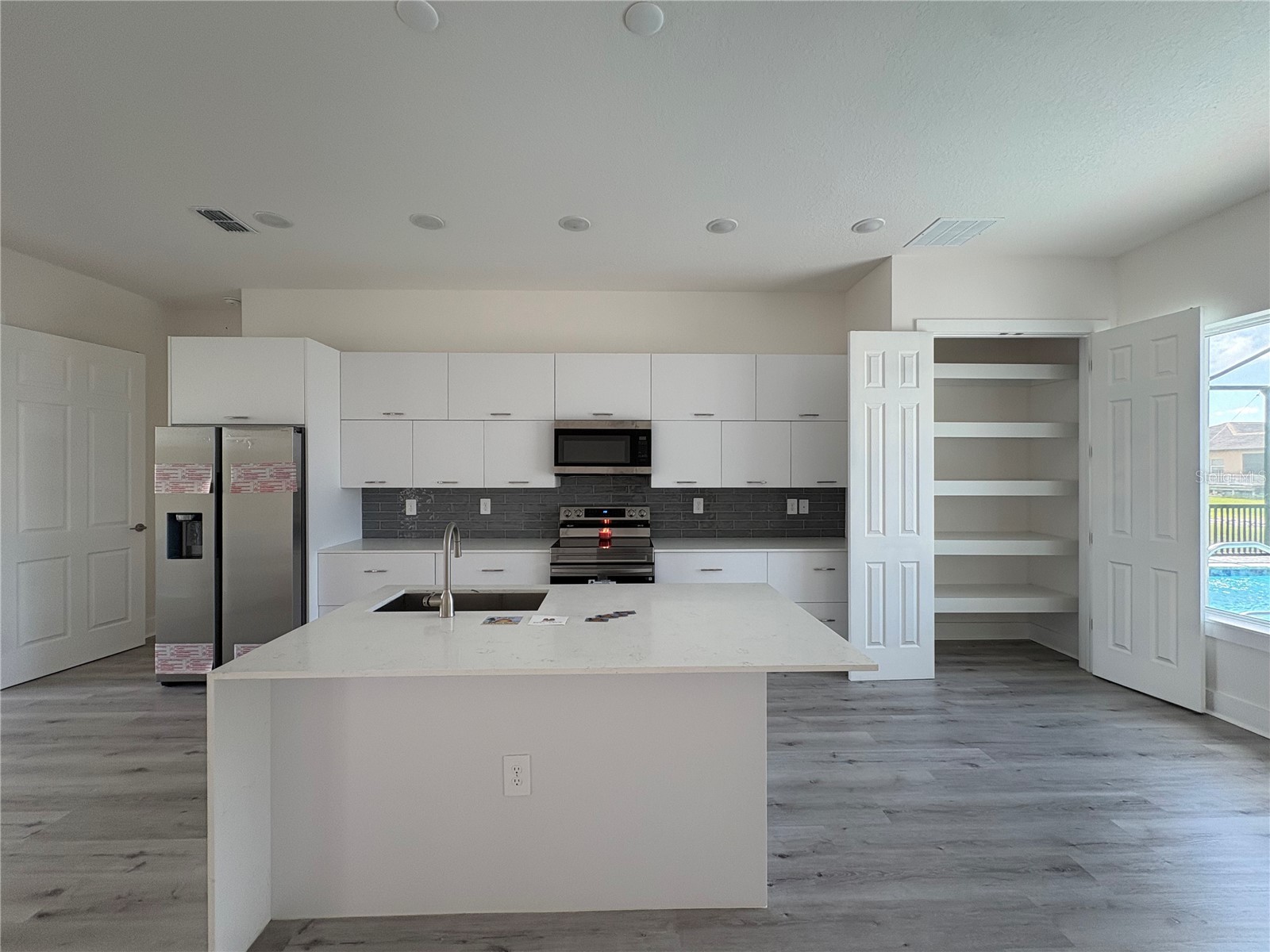 15384 Hennipen Circle Port Charlotte FL 33981 - LAKELAND WATERWAY D6147294 image5