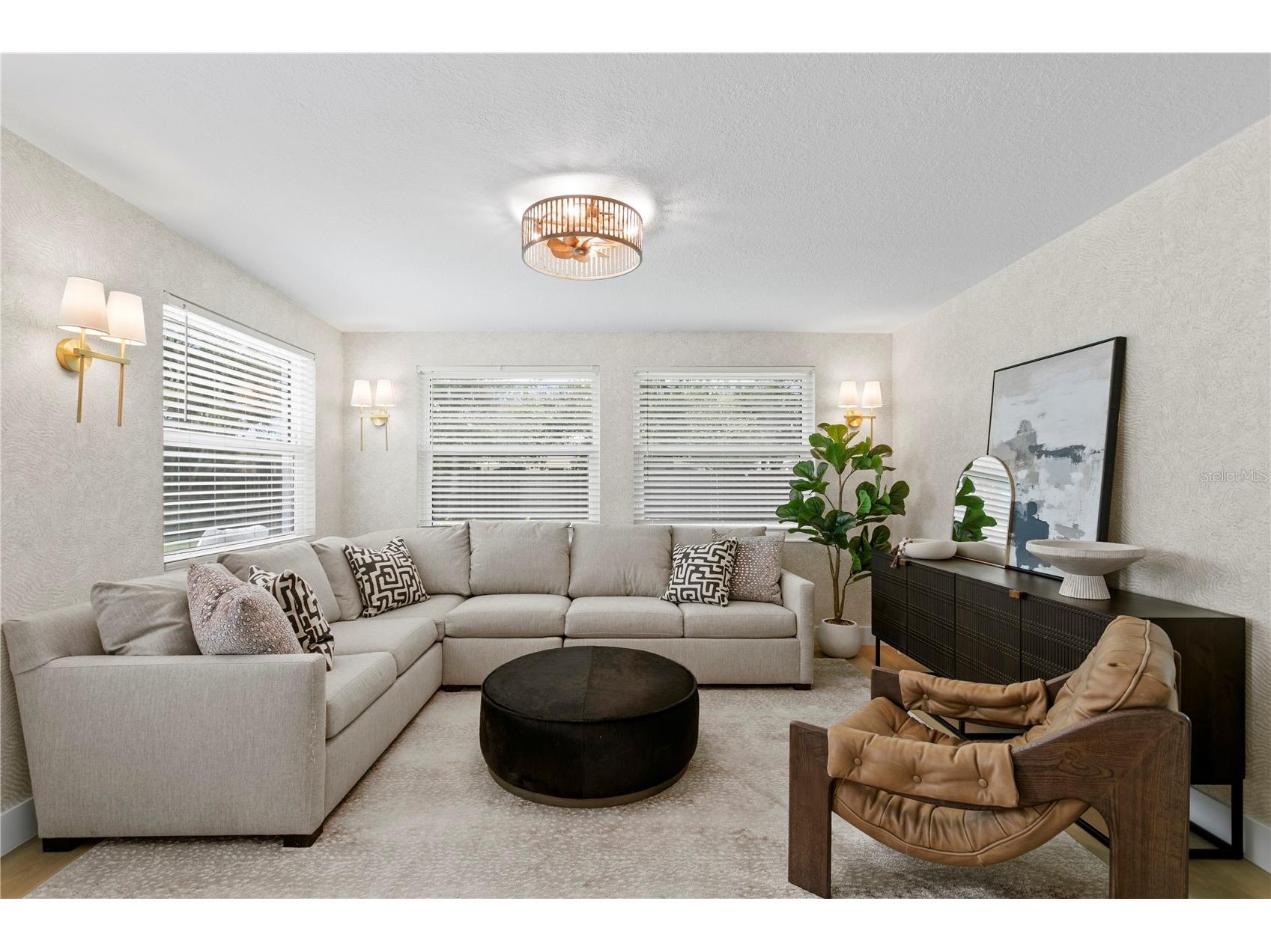 154 45th Avenue NE Saint Petersburg FL 33703 TB8531413 image15