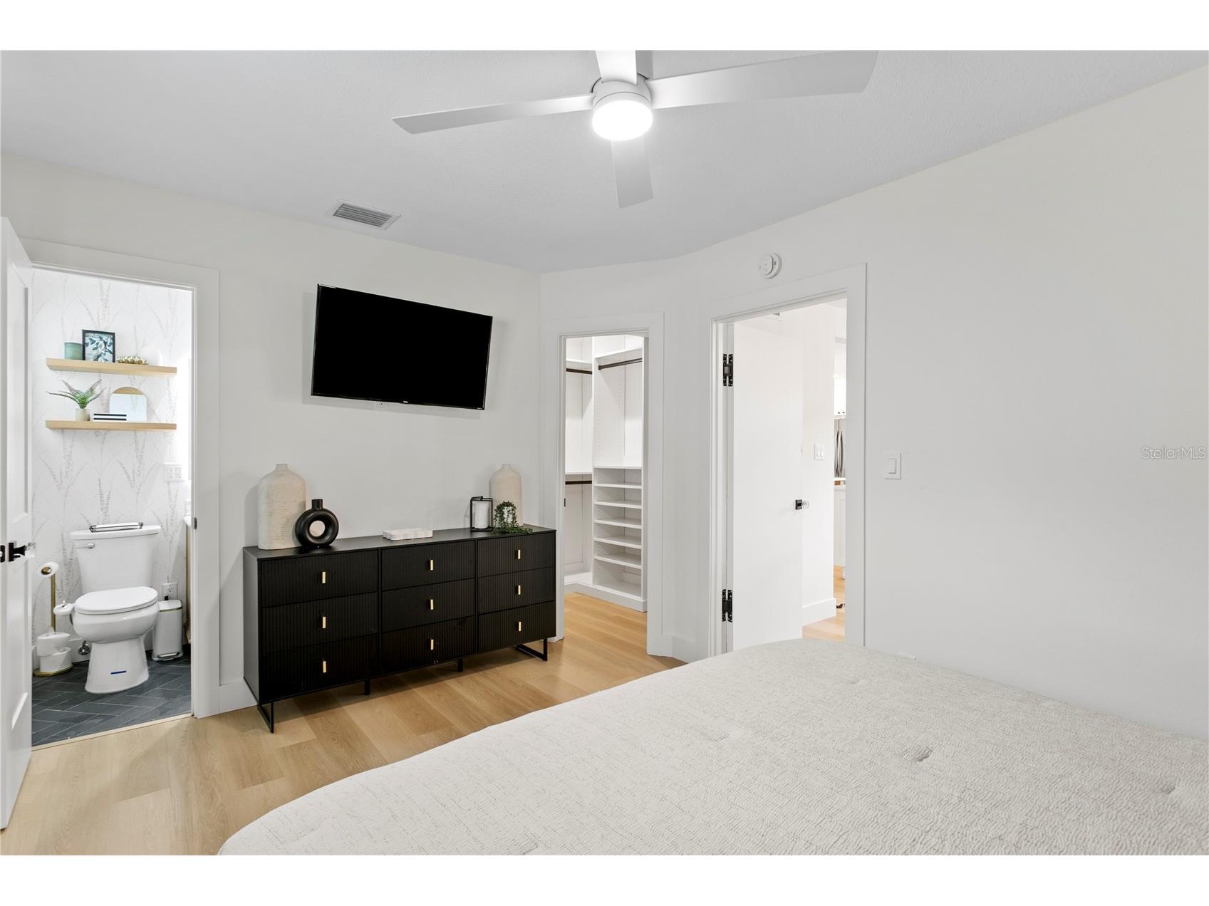 154 45th Avenue NE Saint Petersburg FL 33703 TB8531413 image27