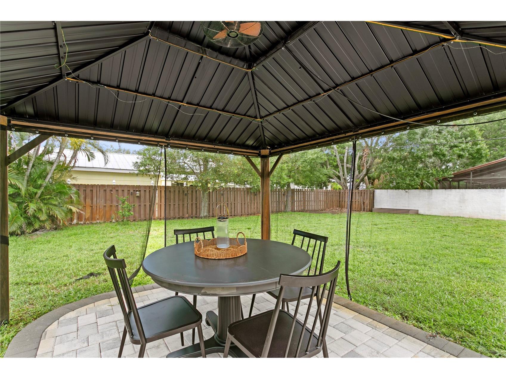 154 45th Avenue NE Saint Petersburg FL 33703 TB8531413 image34
