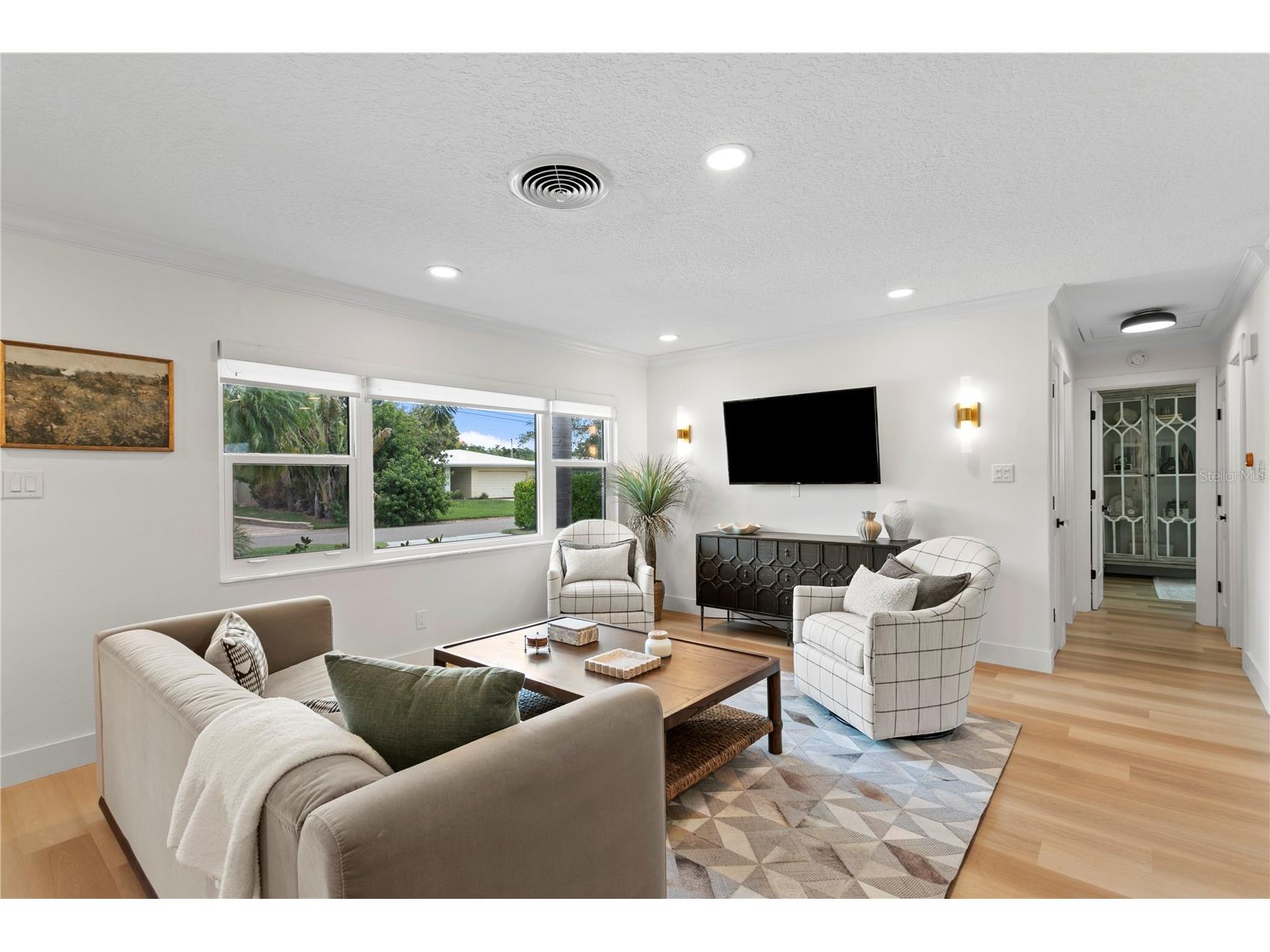 154 45th Avenue NE Saint Petersburg FL 33703 TB8531413 image5